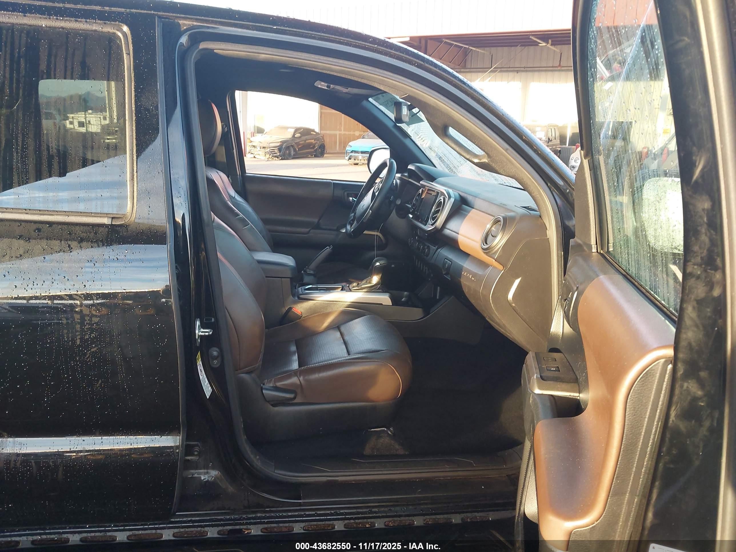 TOYOTA TACOMA image 5