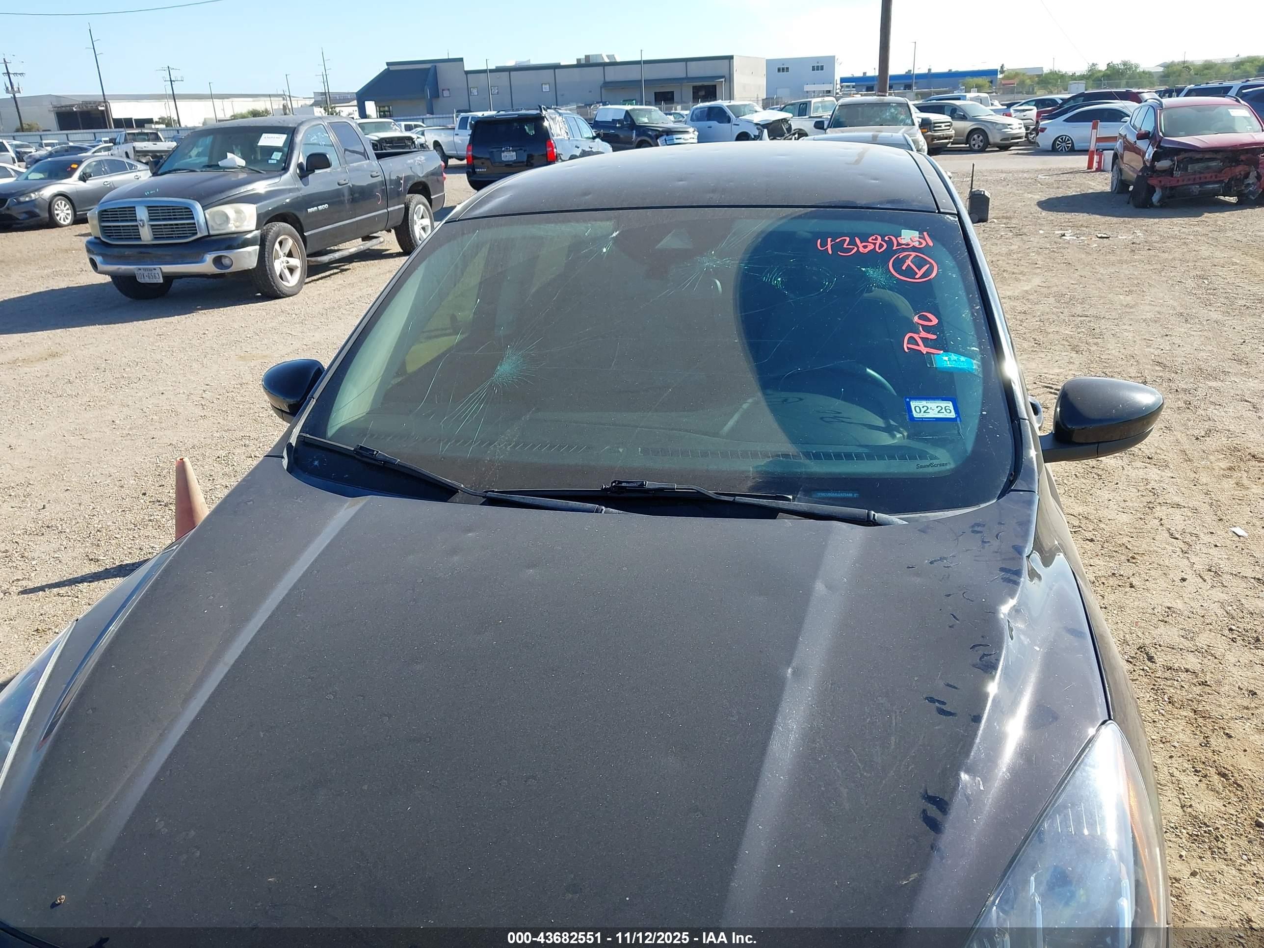 FORD ESCAPE image 6