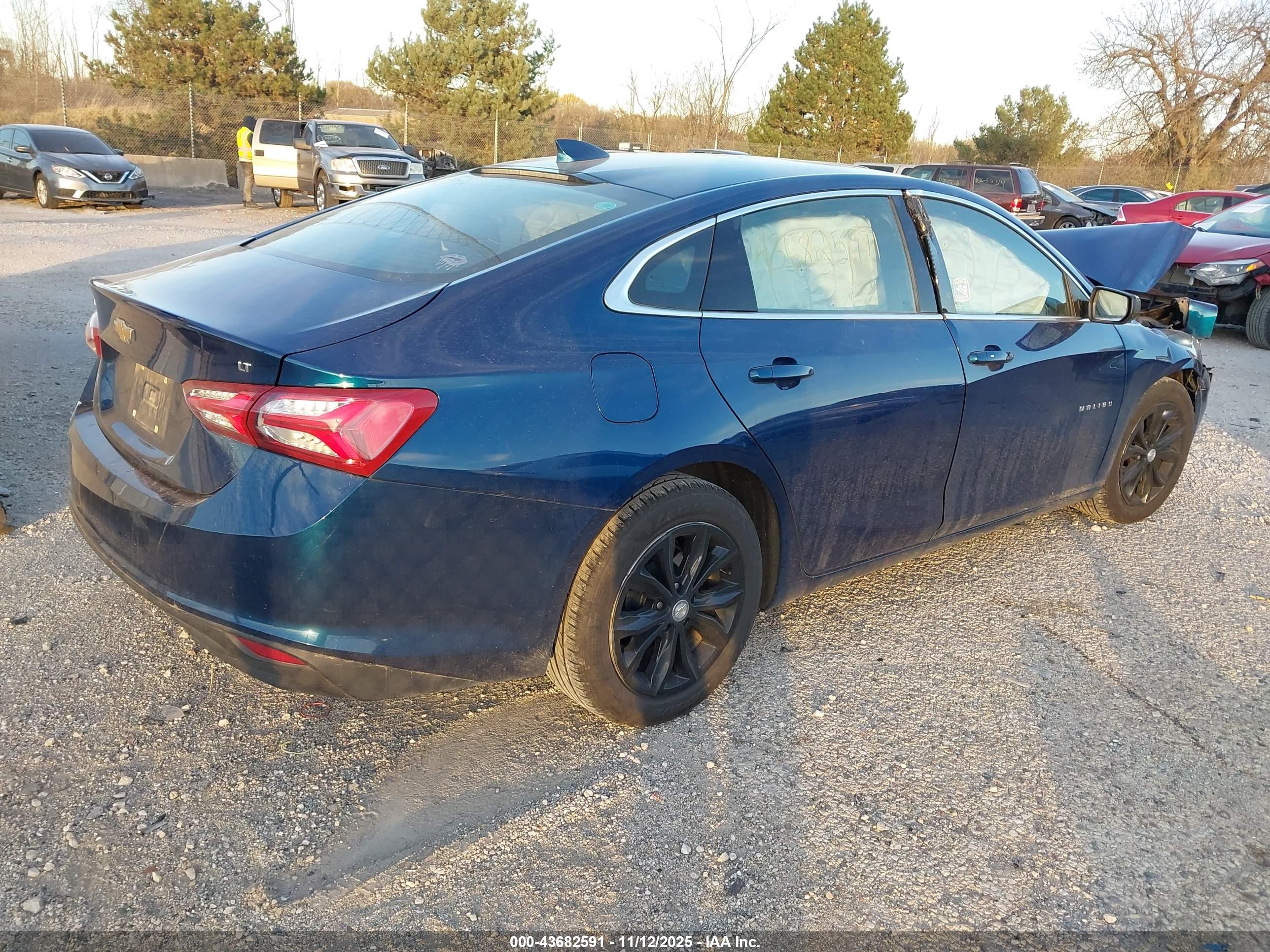 CHEVROLET MALIBU image 4