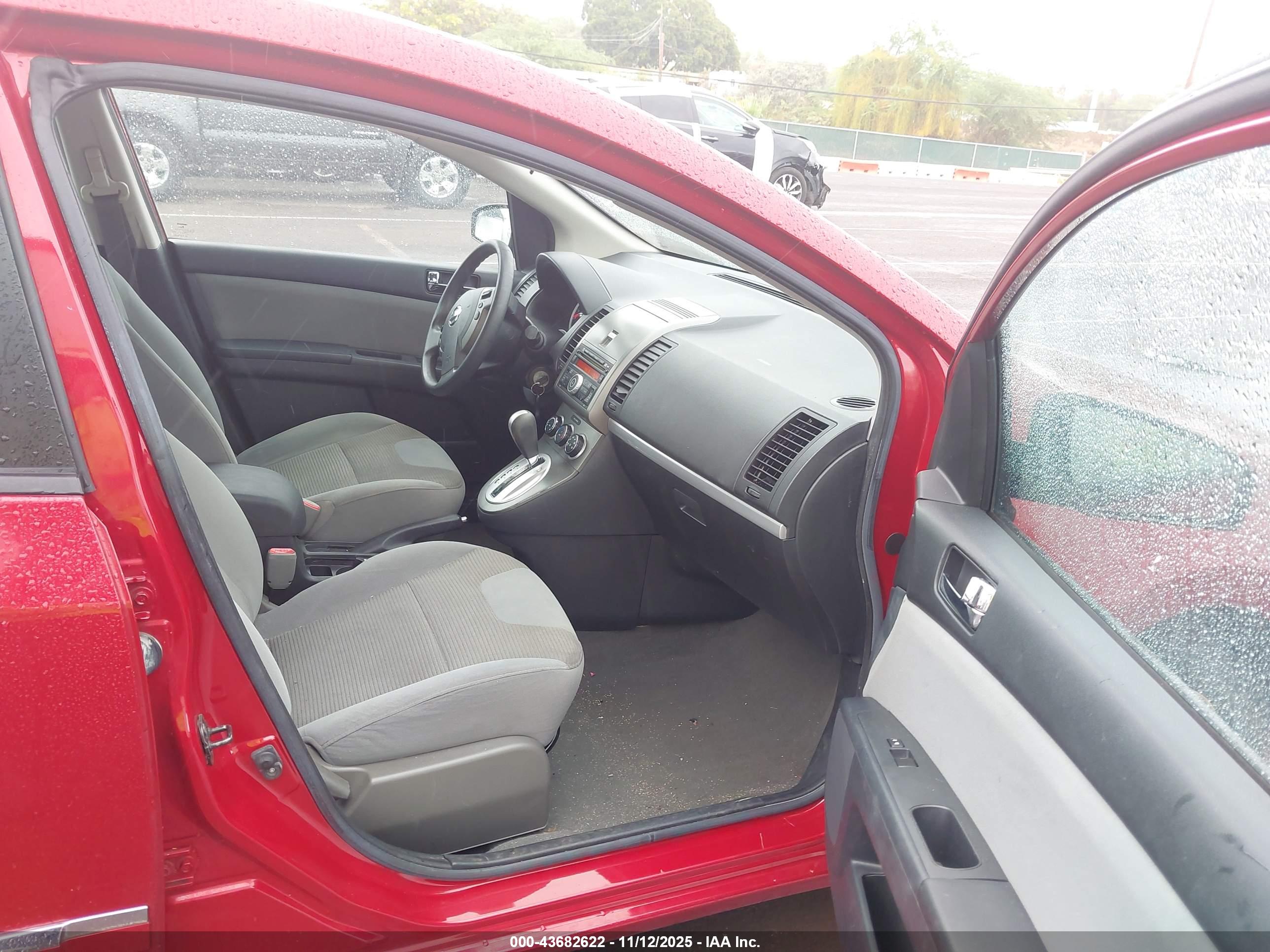NISSAN SENTRA image 5