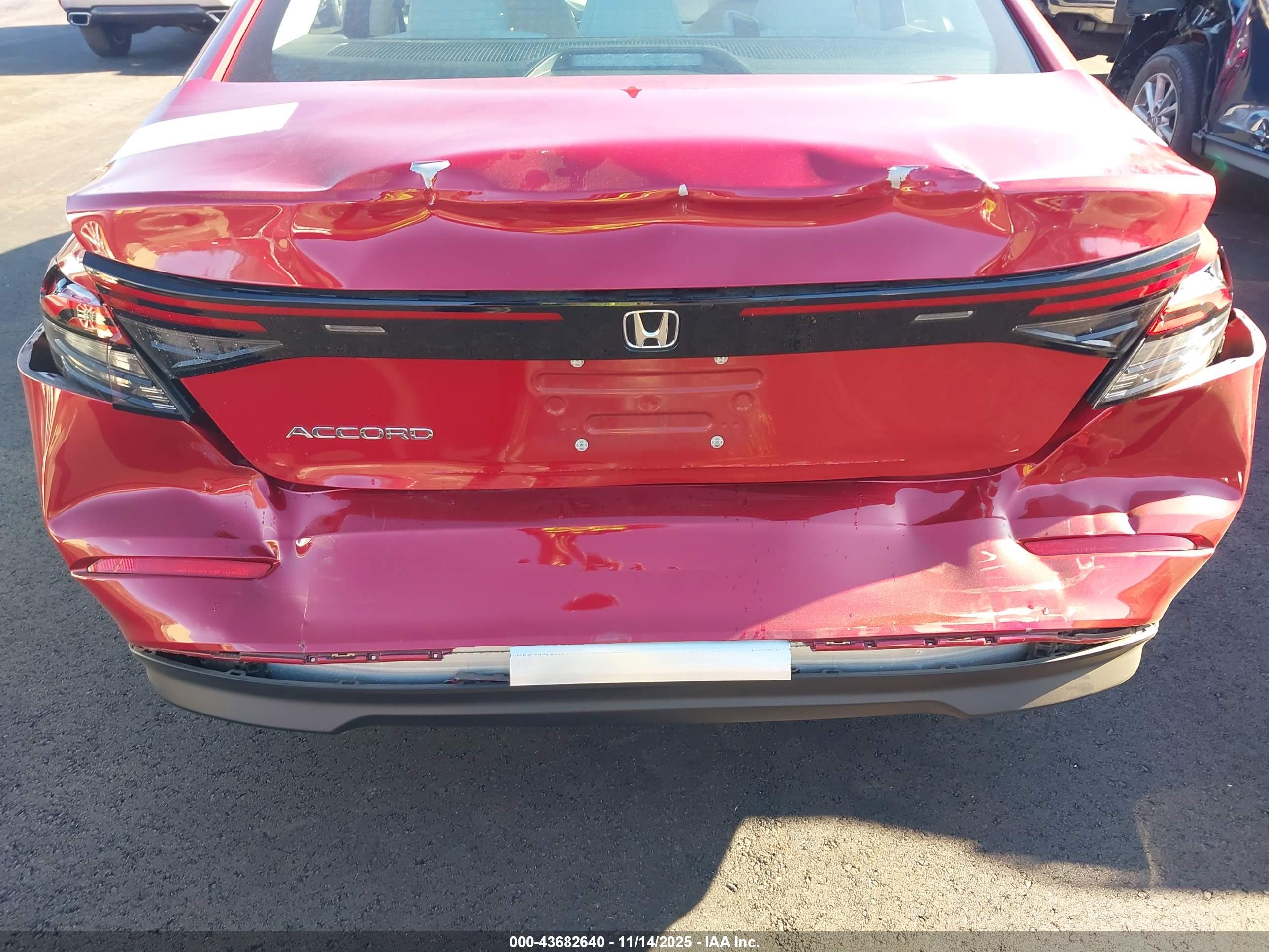 HONDA ACCORD image 6