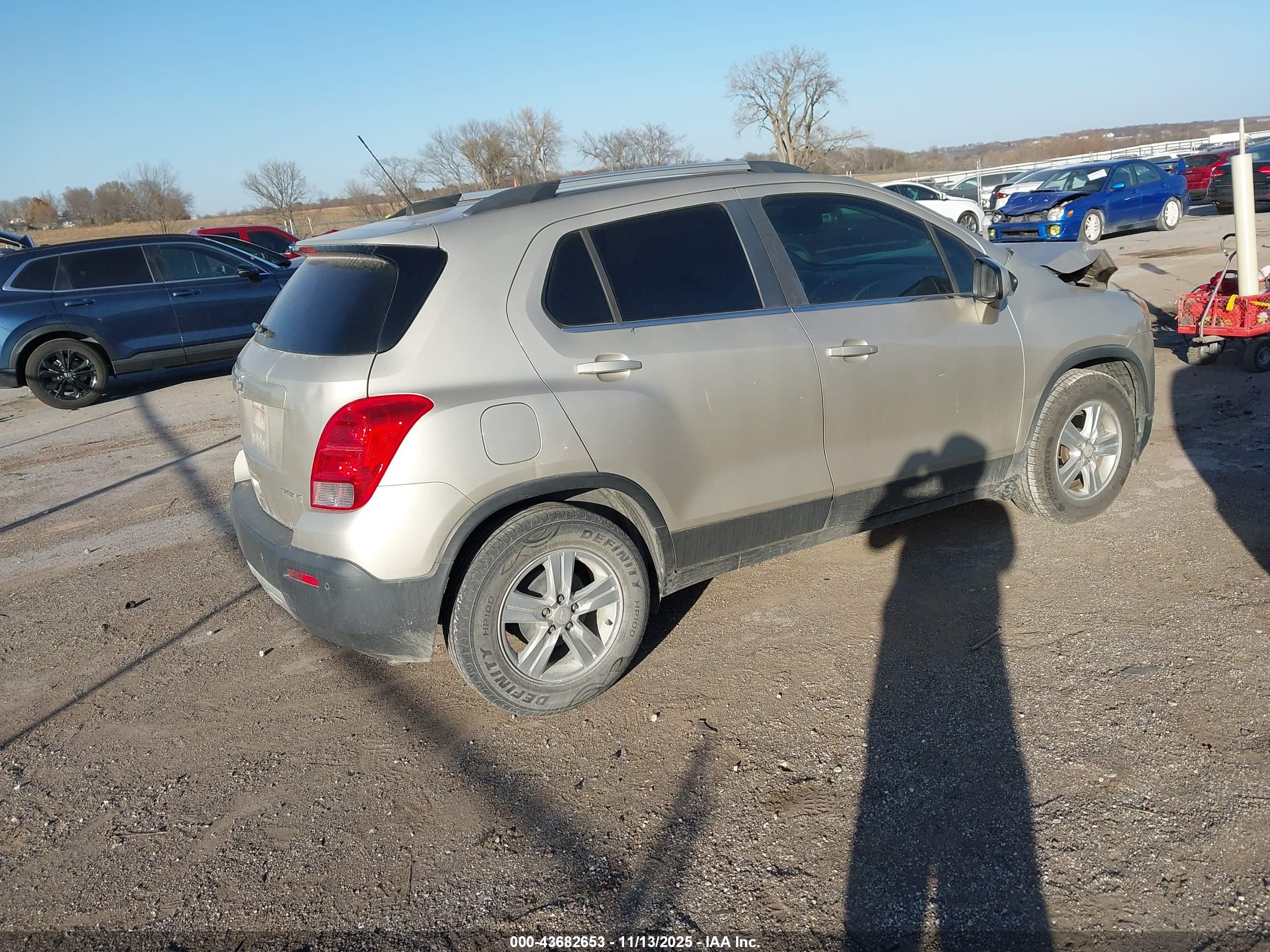 CHEVROLET TRAX image 4