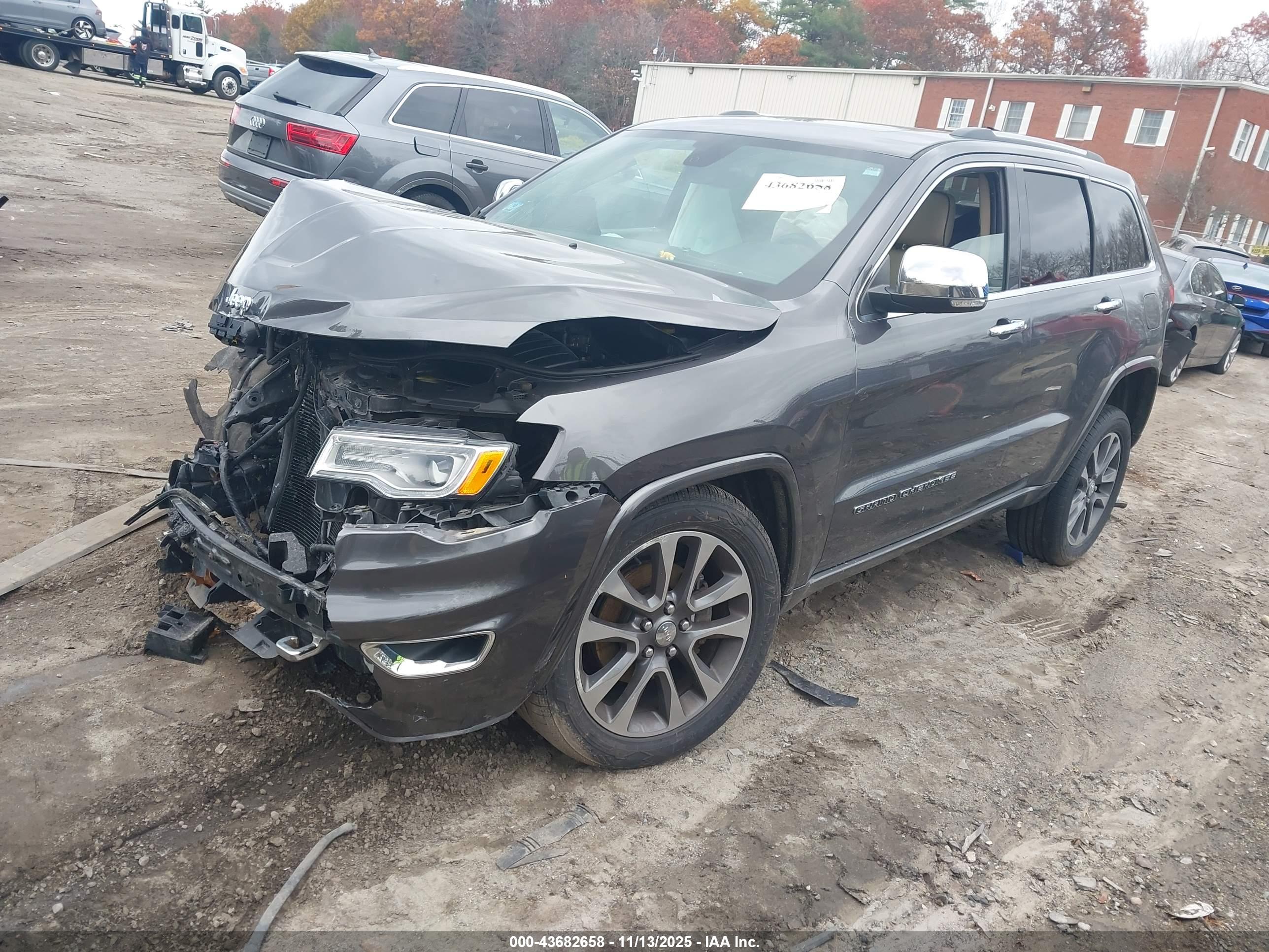 JEEP GRAND image 2