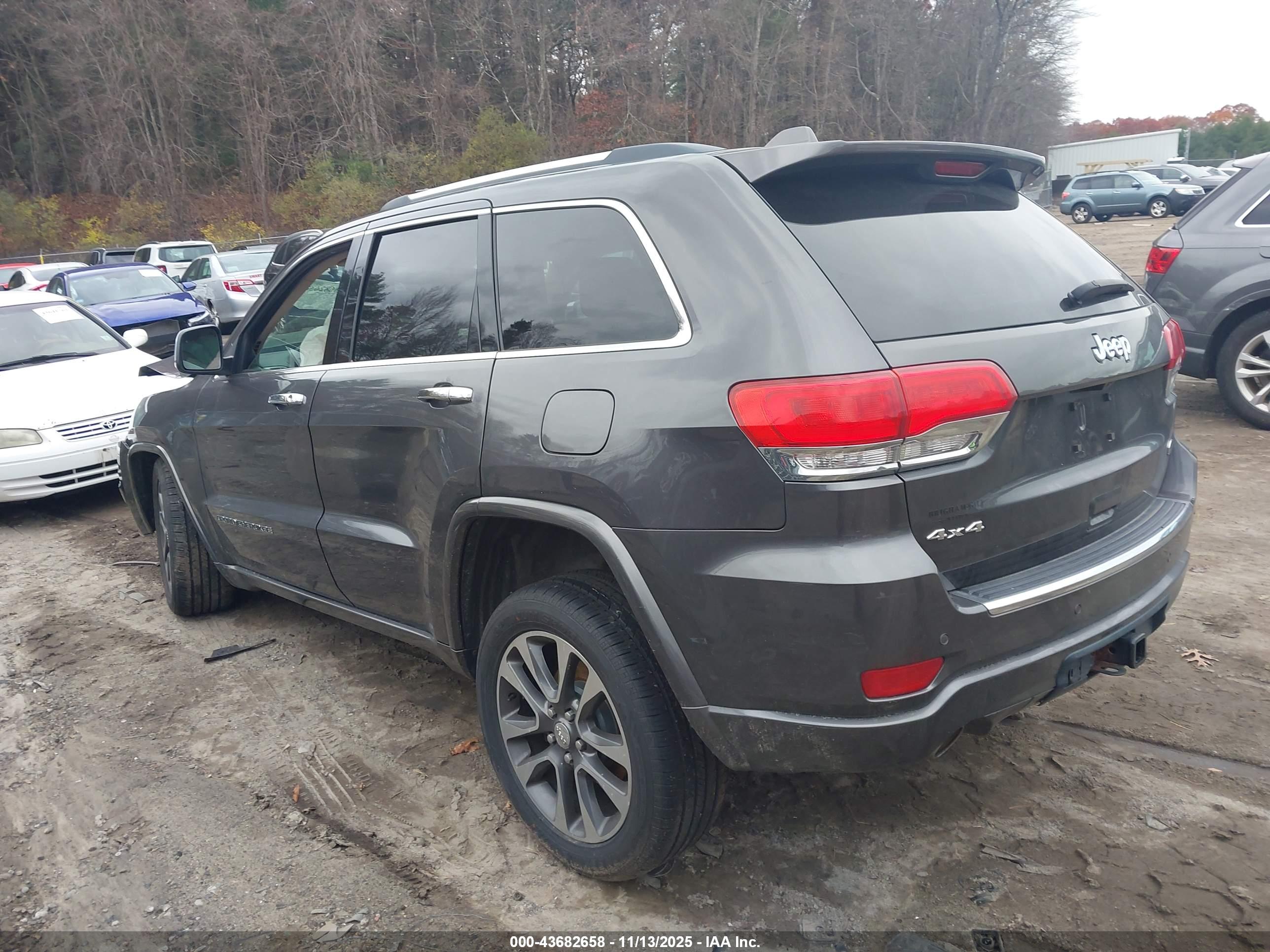 JEEP GRAND image 3