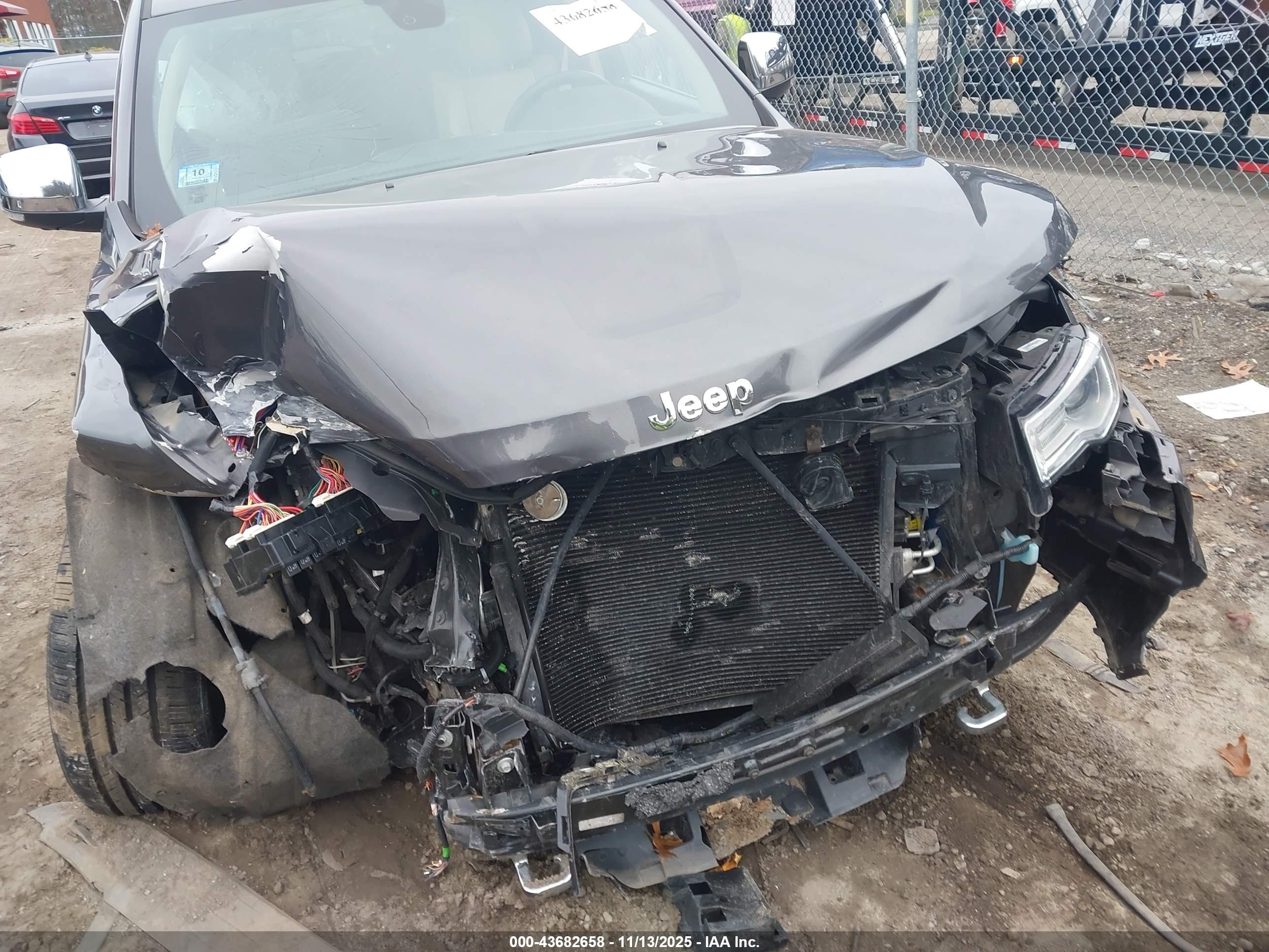 JEEP GRAND image 6