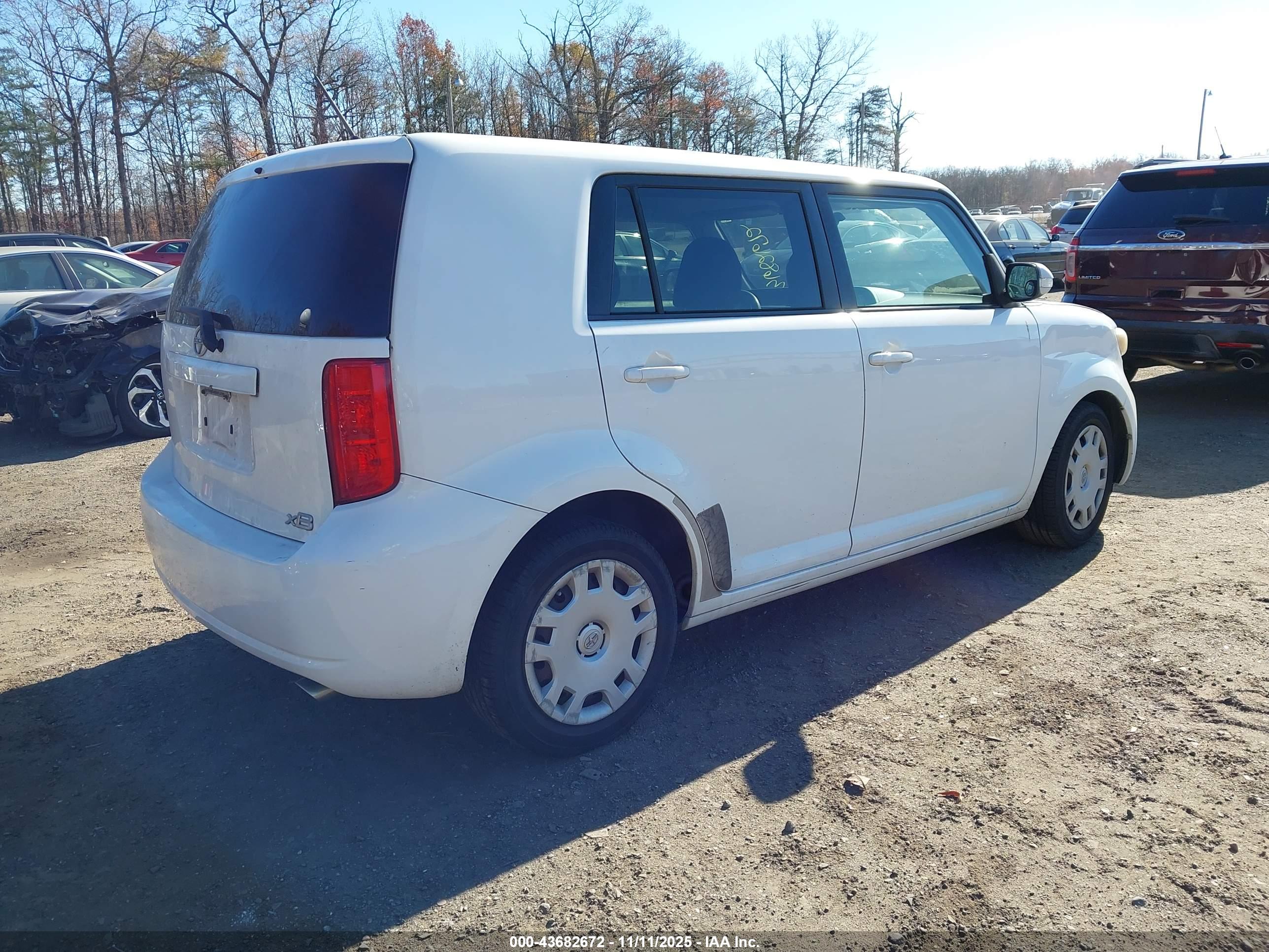 SCION XB image 4