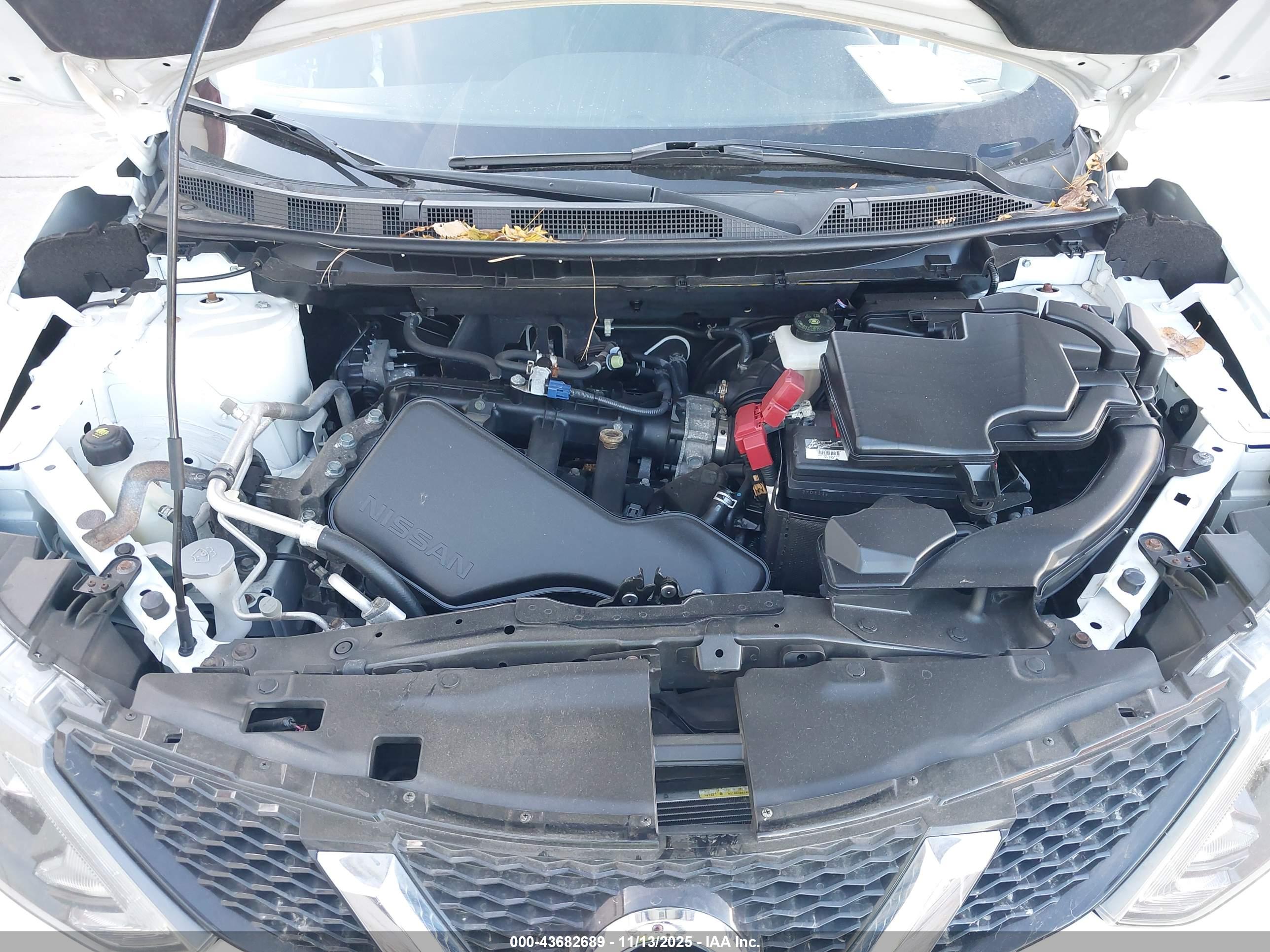 NISSAN ROGUE image 10