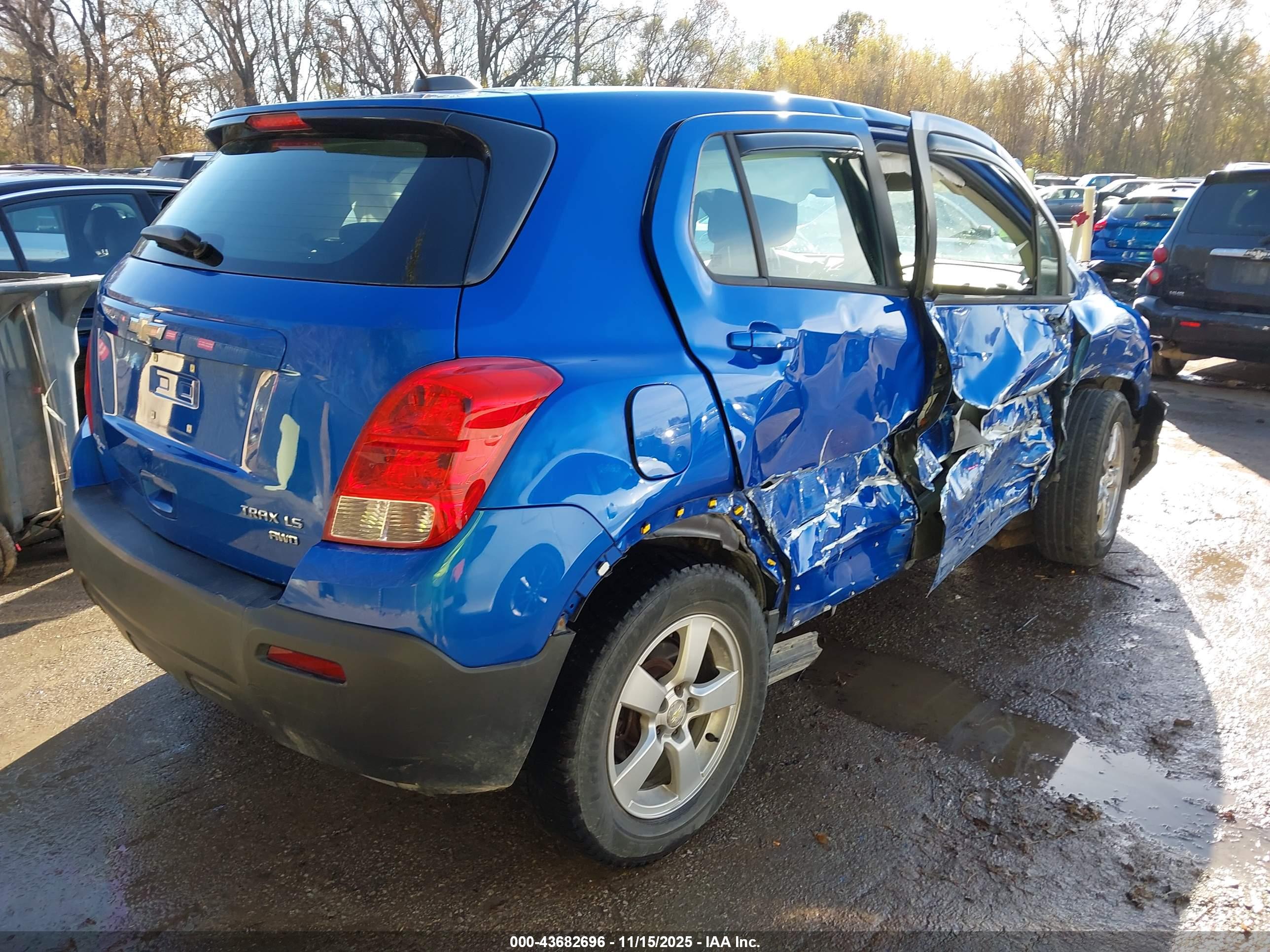 CHEVROLET TRAX image 4