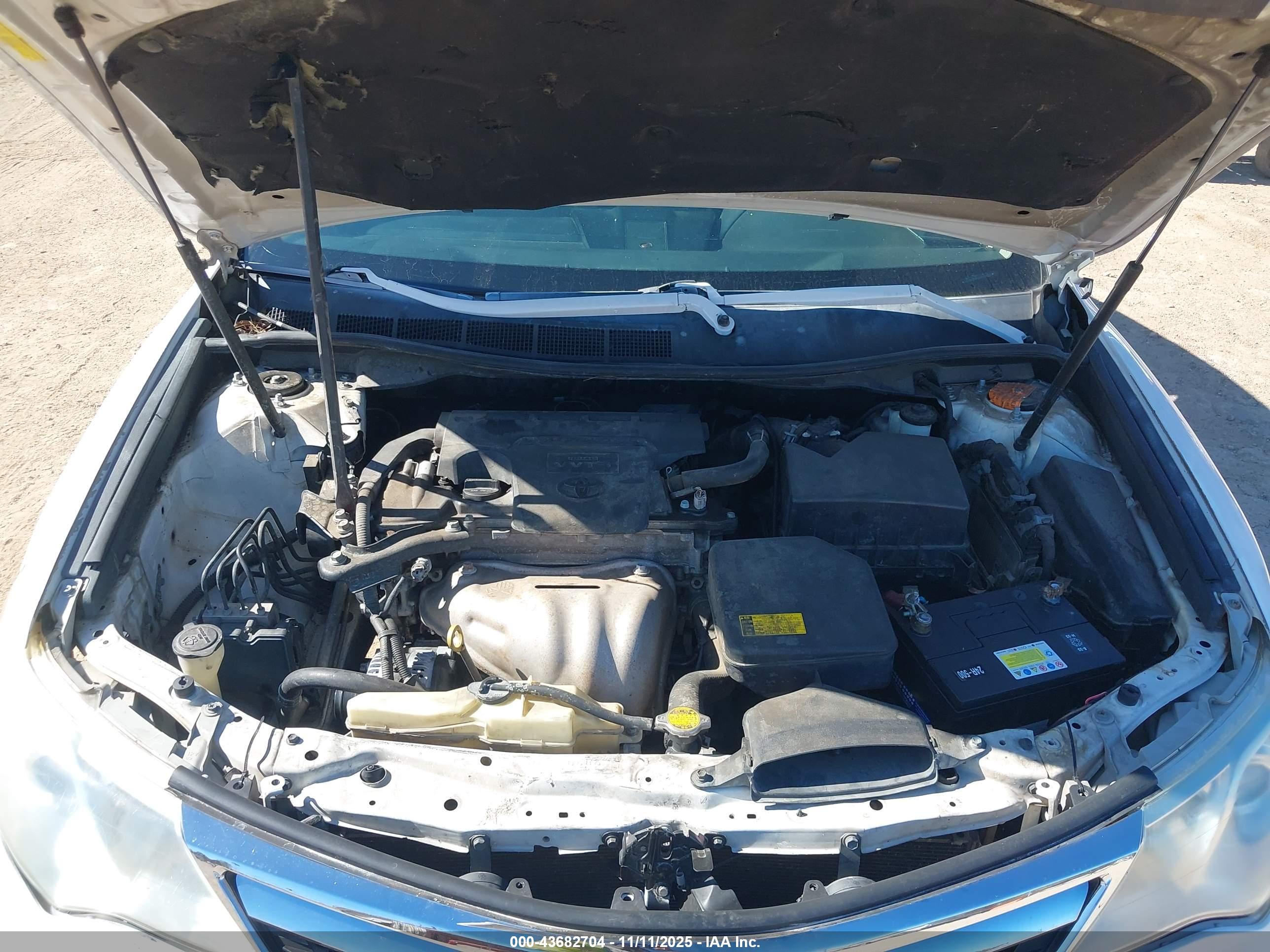 TOYOTA CAMRY image 10