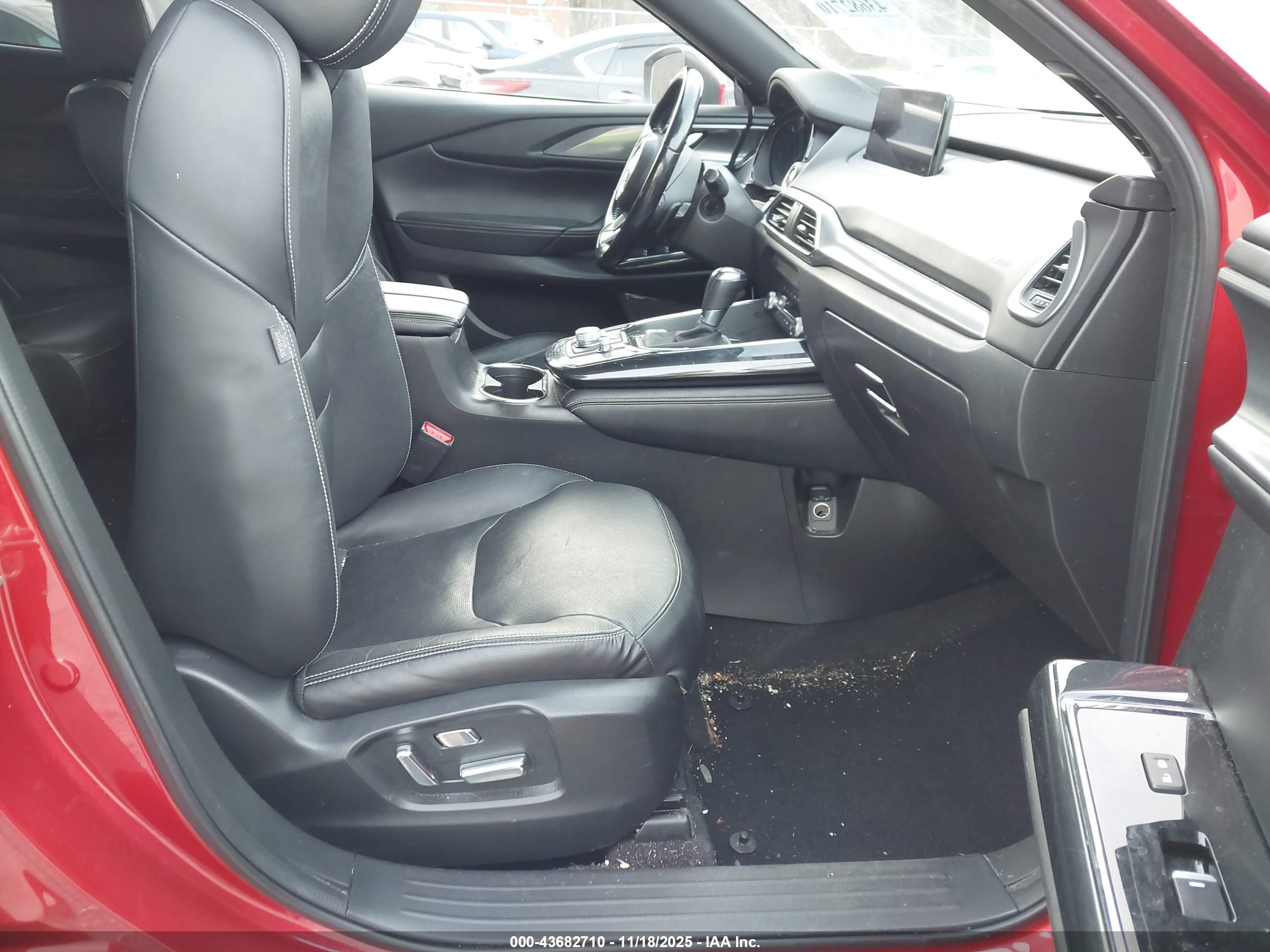 MAZDA CX-9 image 5