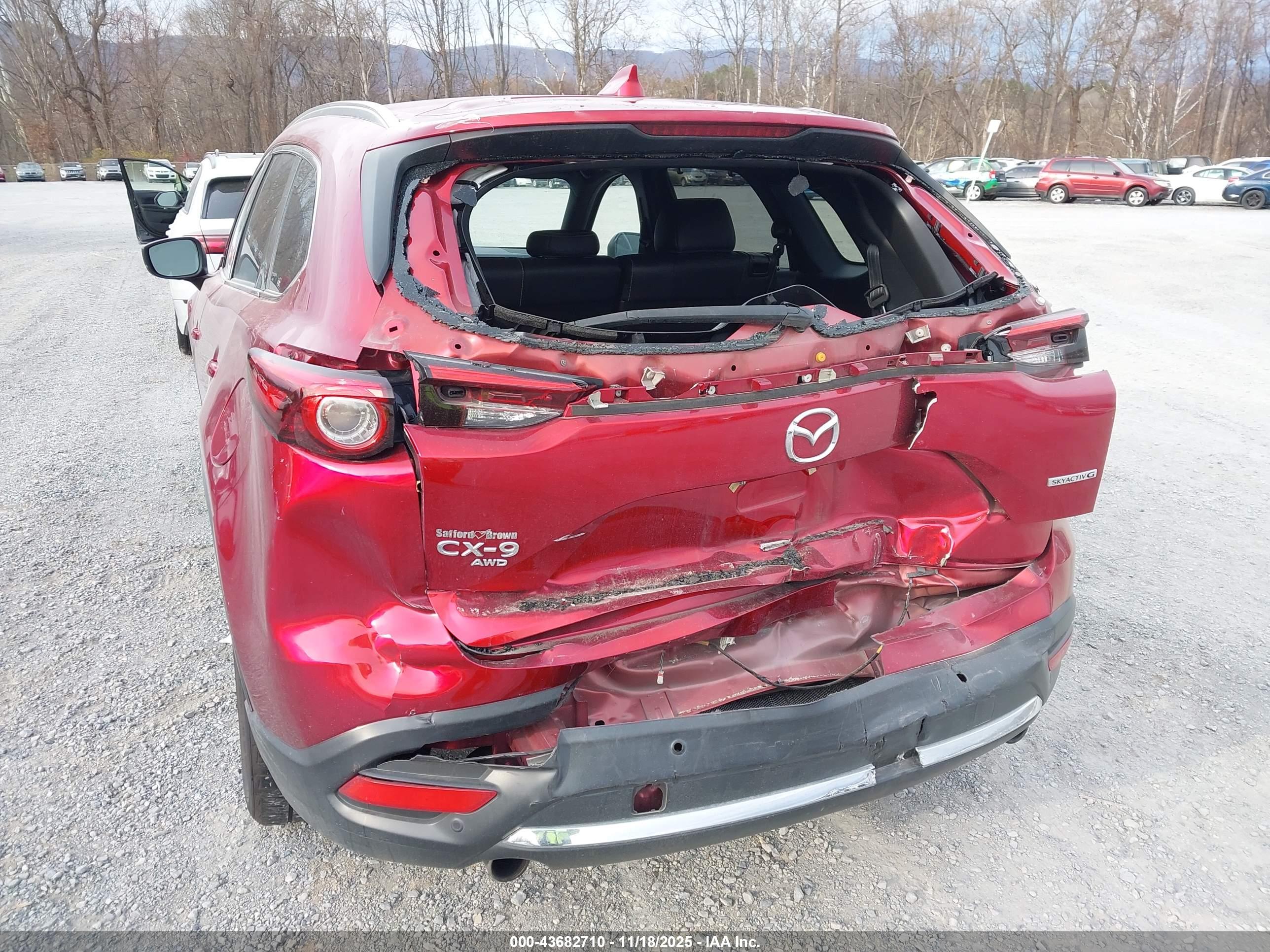 MAZDA CX-9 image 6