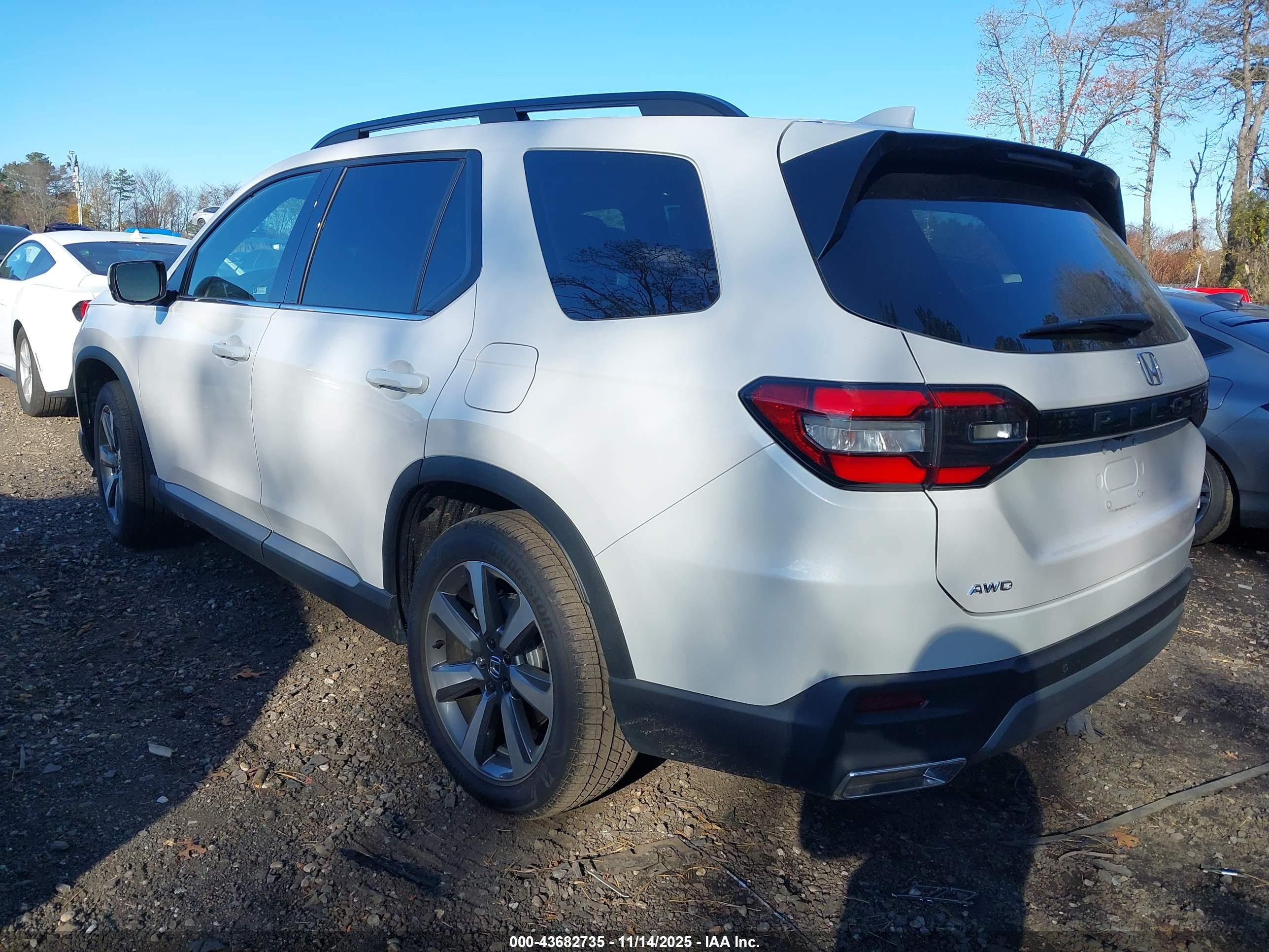 HONDA PILOT image 3