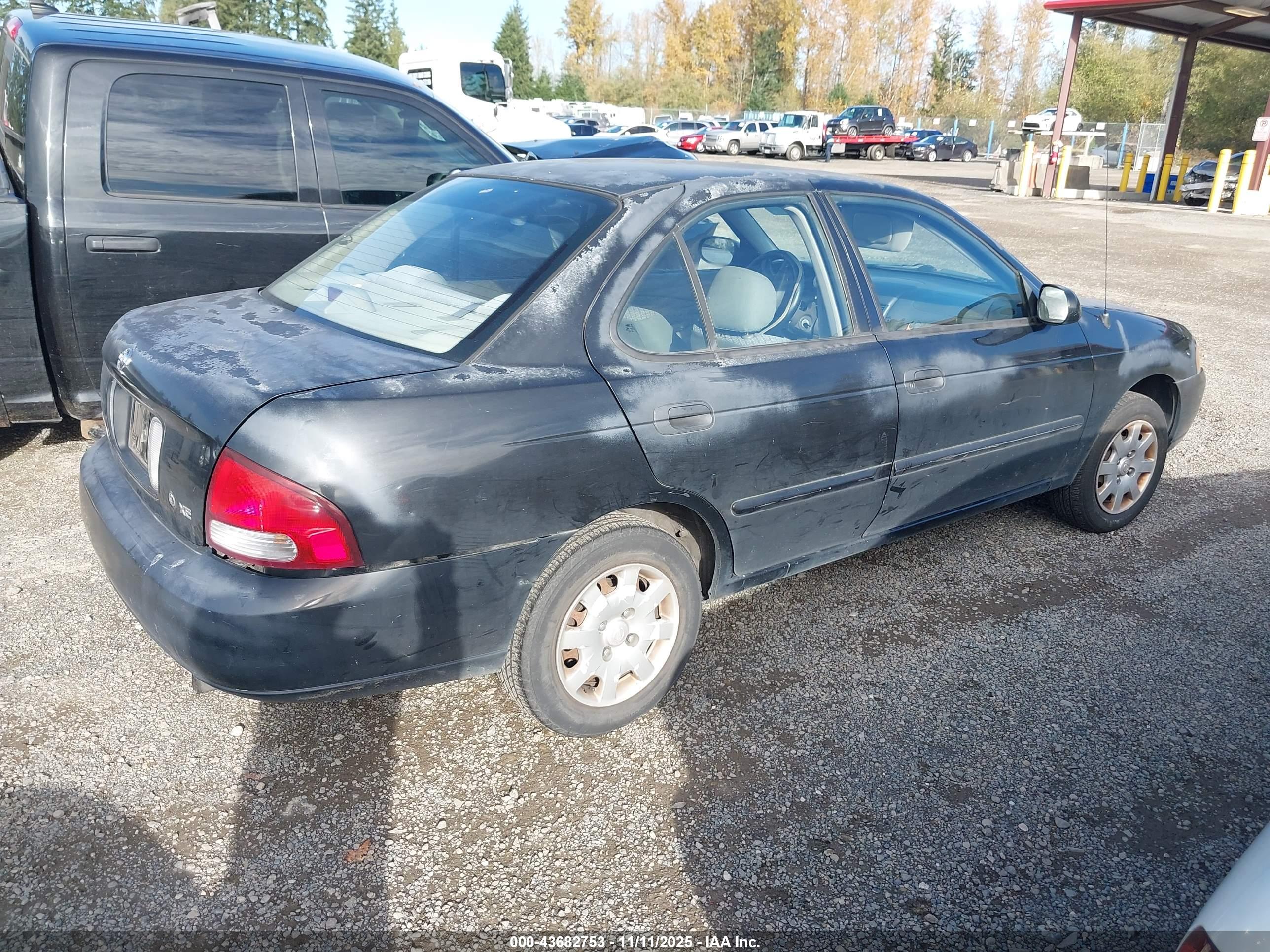 NISSAN SENTRA image 4