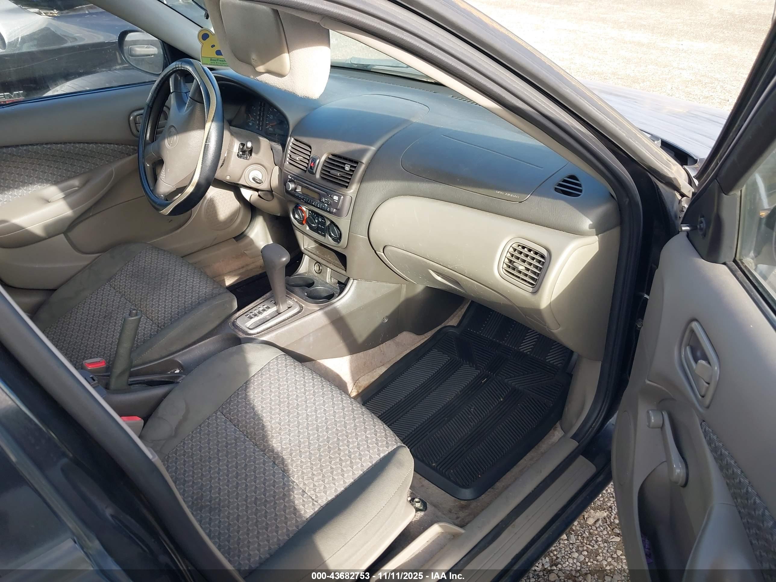 NISSAN SENTRA image 5