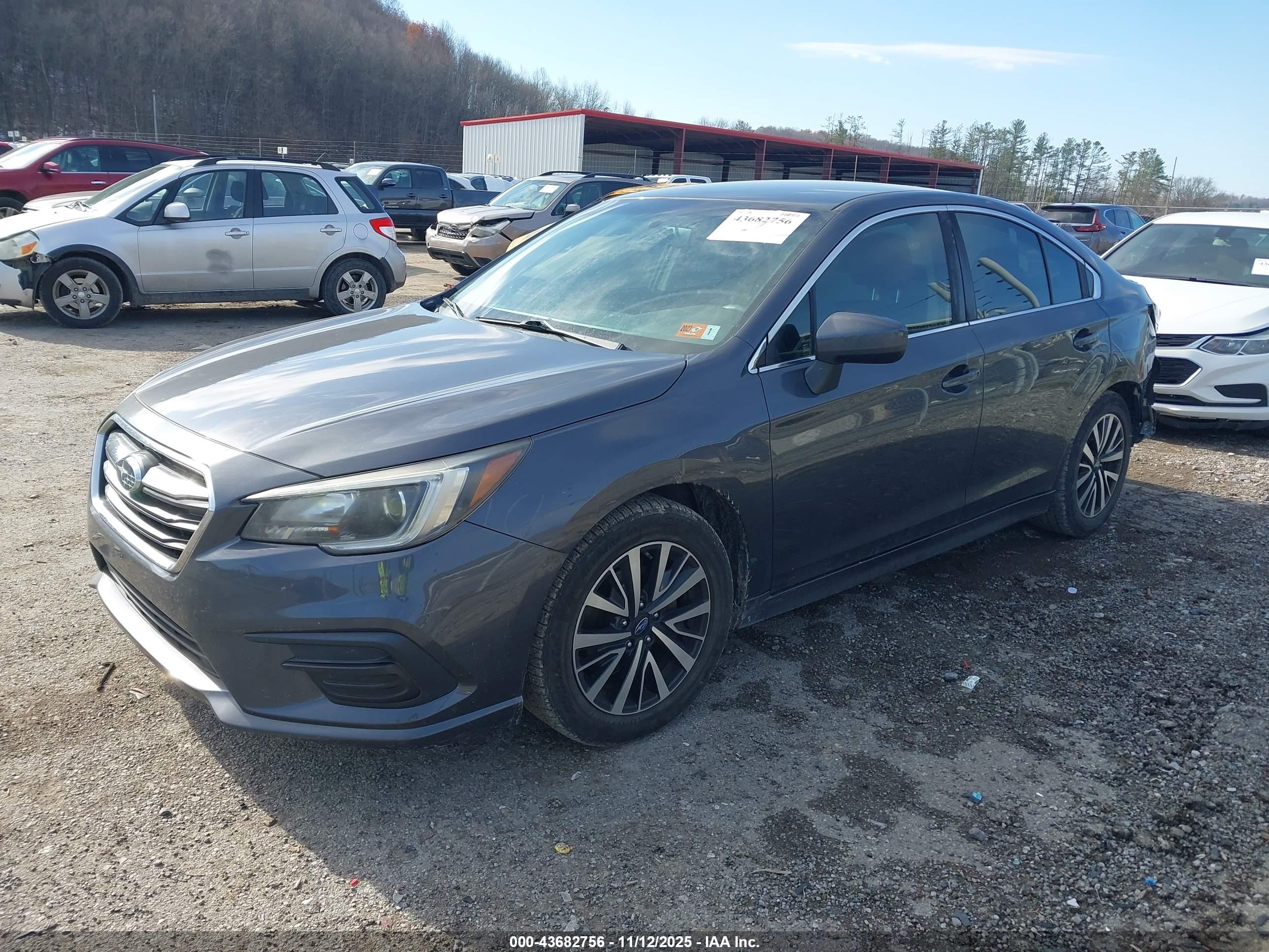 SUBARU LEGACY image 2