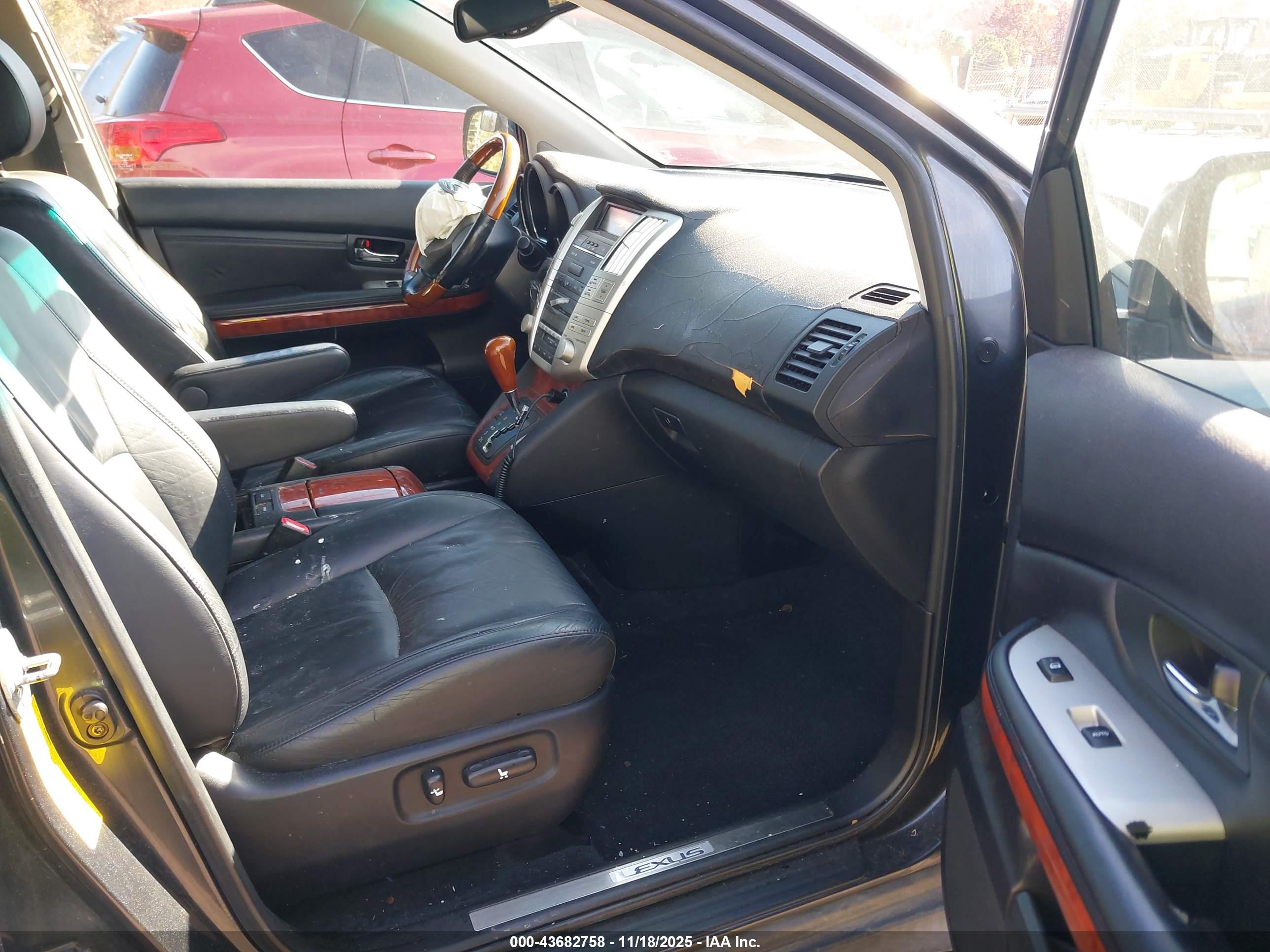 LEXUS RX image 5