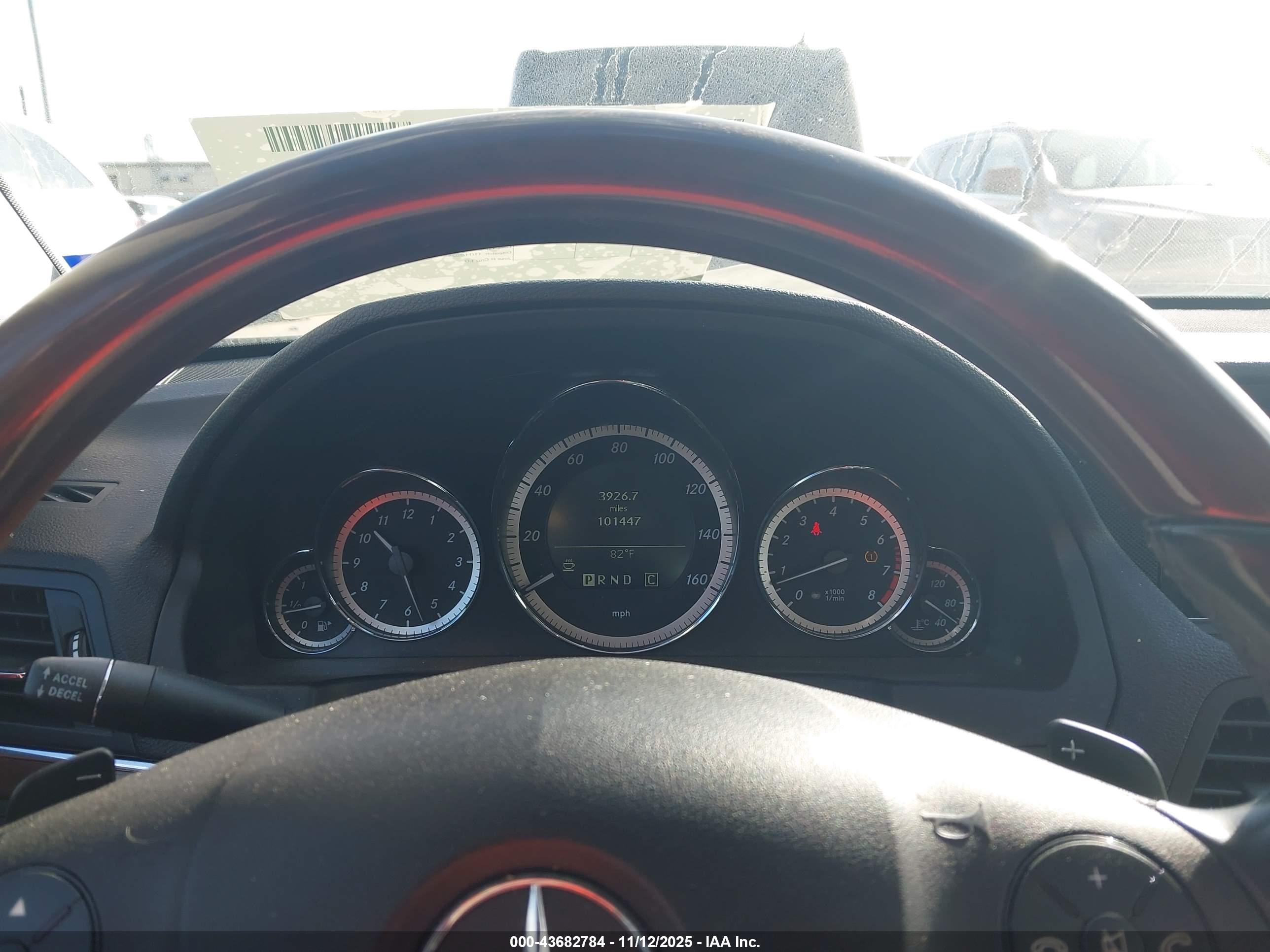 MERCEDES-BENZ E image 7