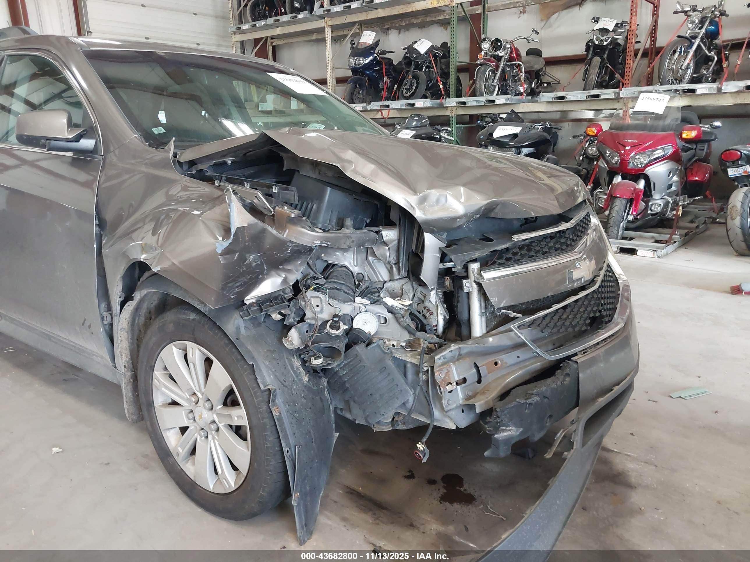 CHEVROLET EQUINOX image 6