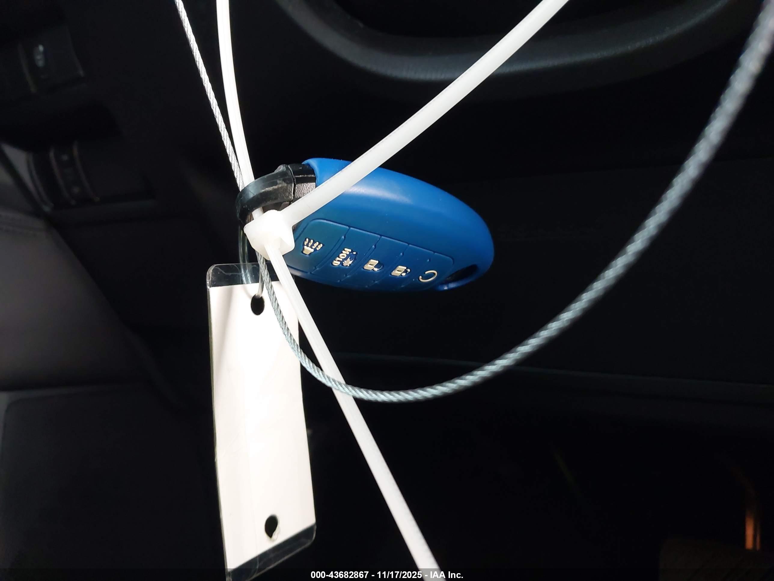 NISSAN ARMADA image 11