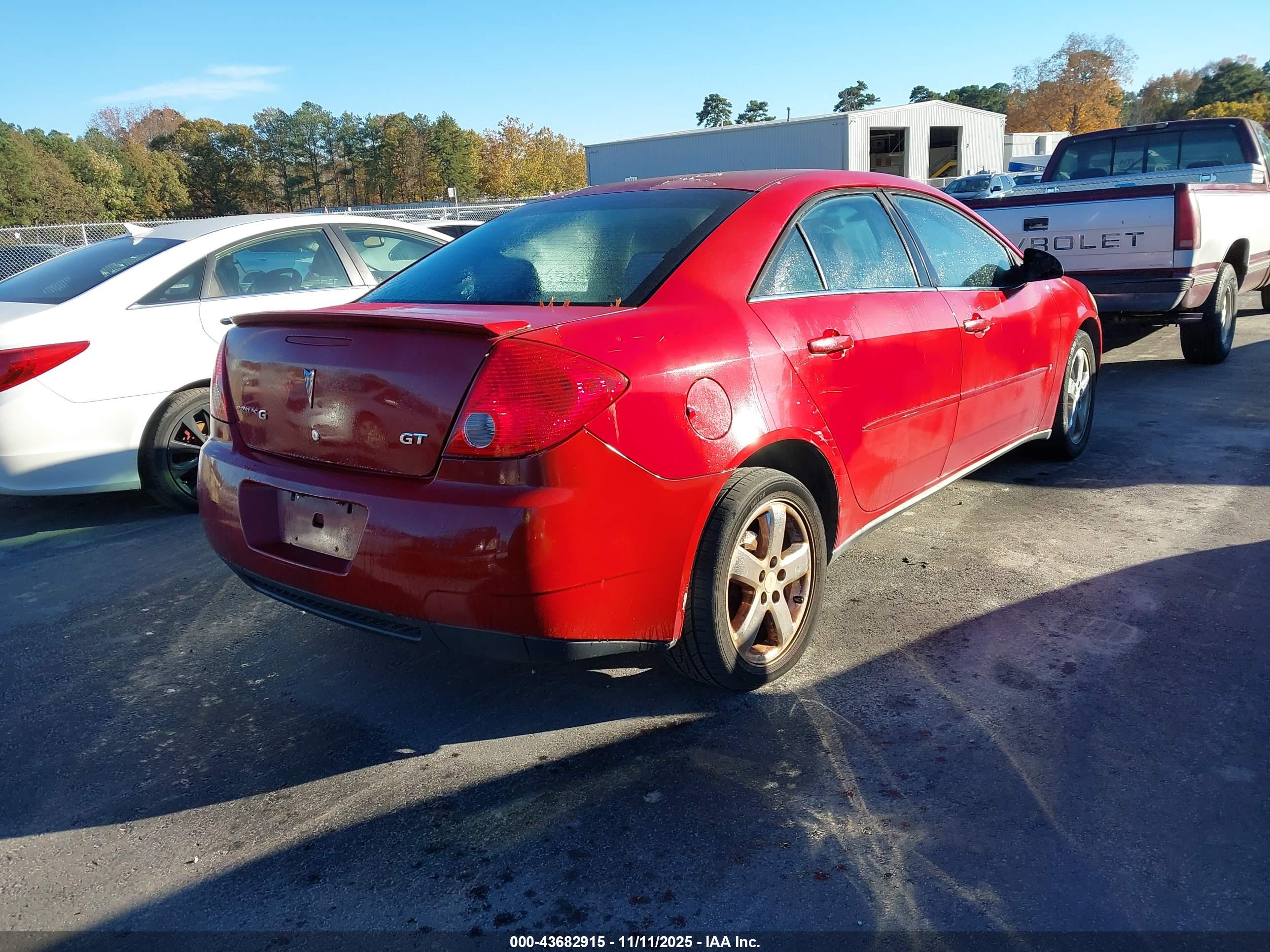 PONTIAC G6 image 4