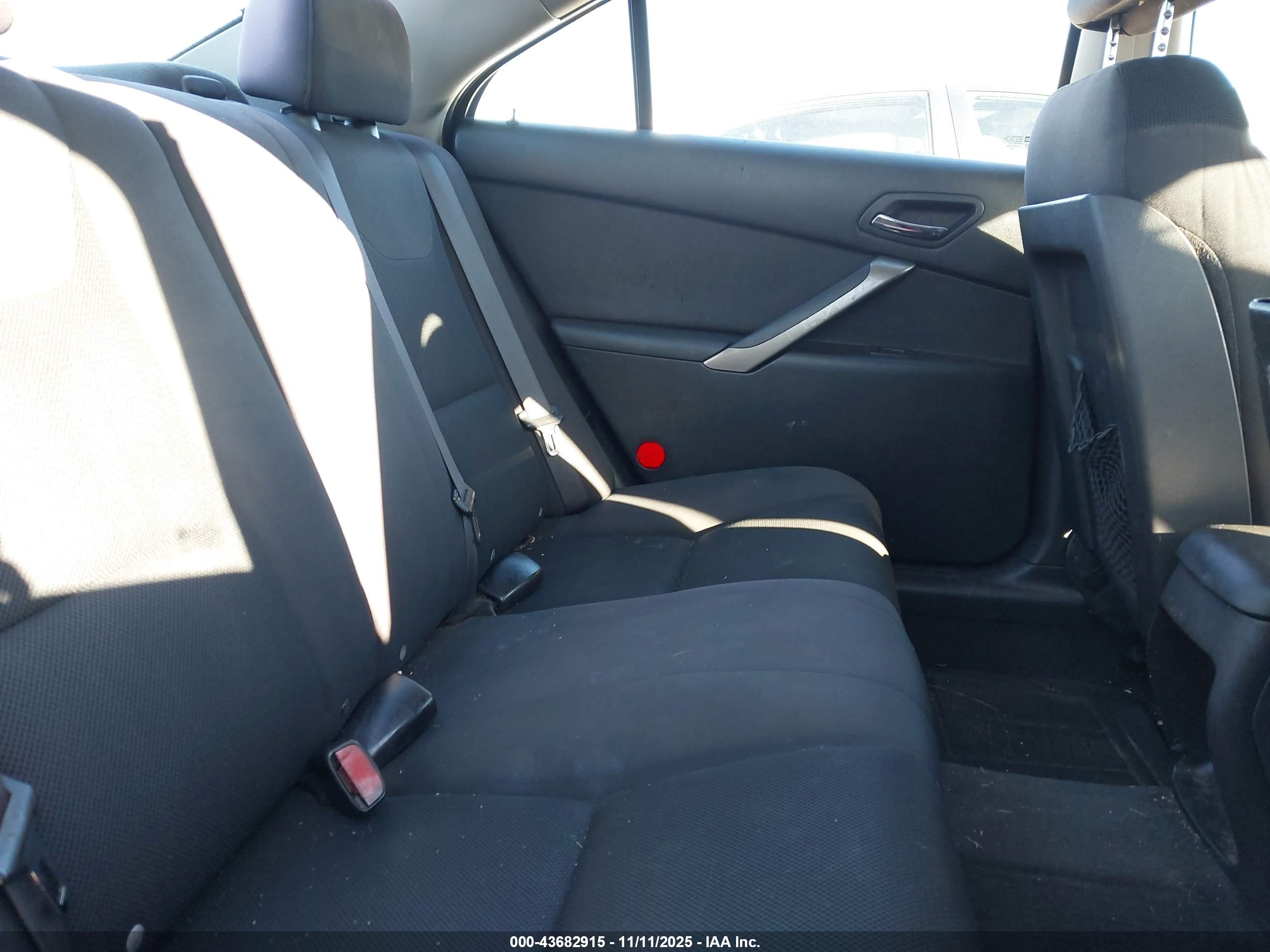 PONTIAC G6 image 8
