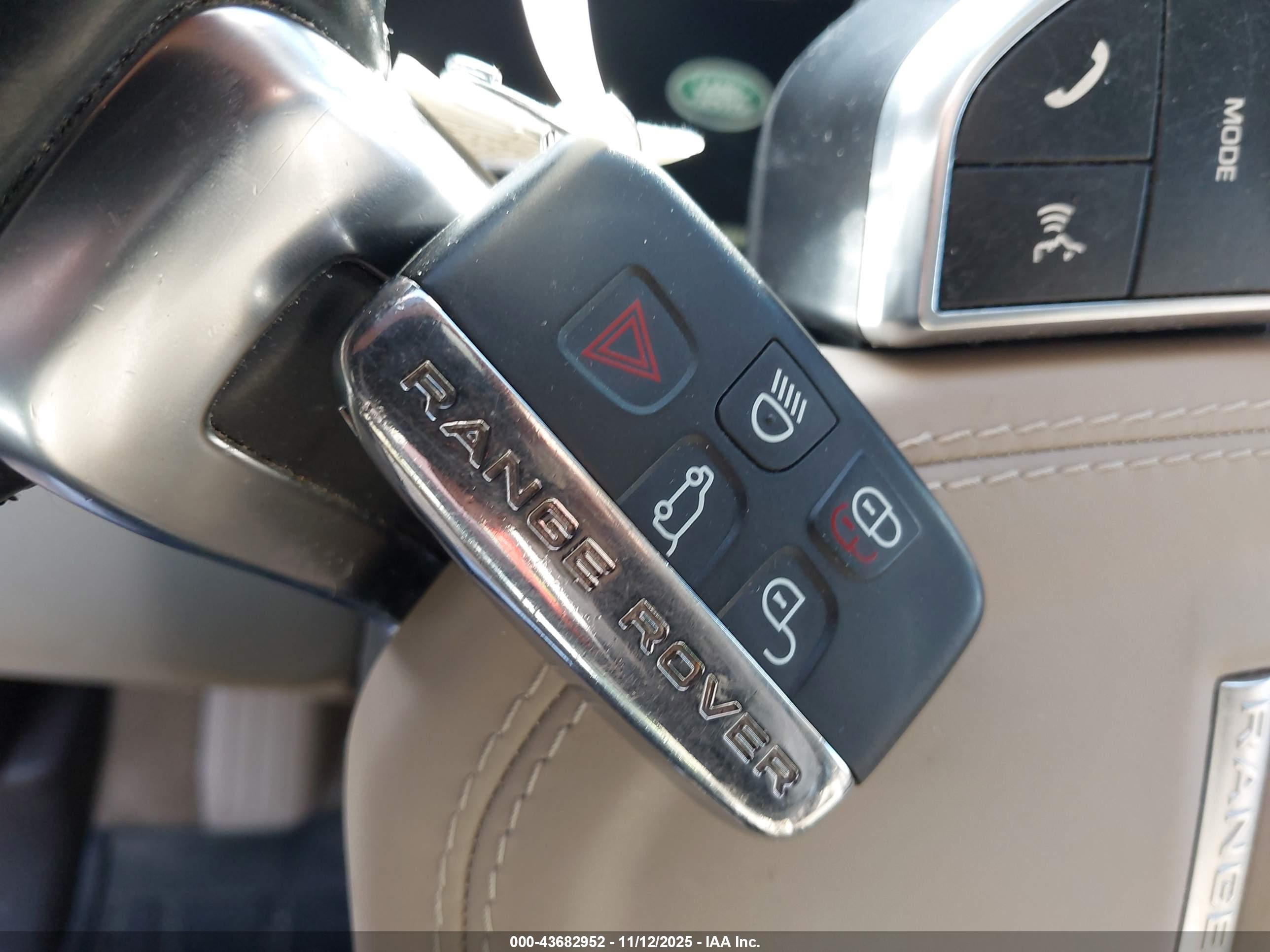 LAND ROVER image 11
