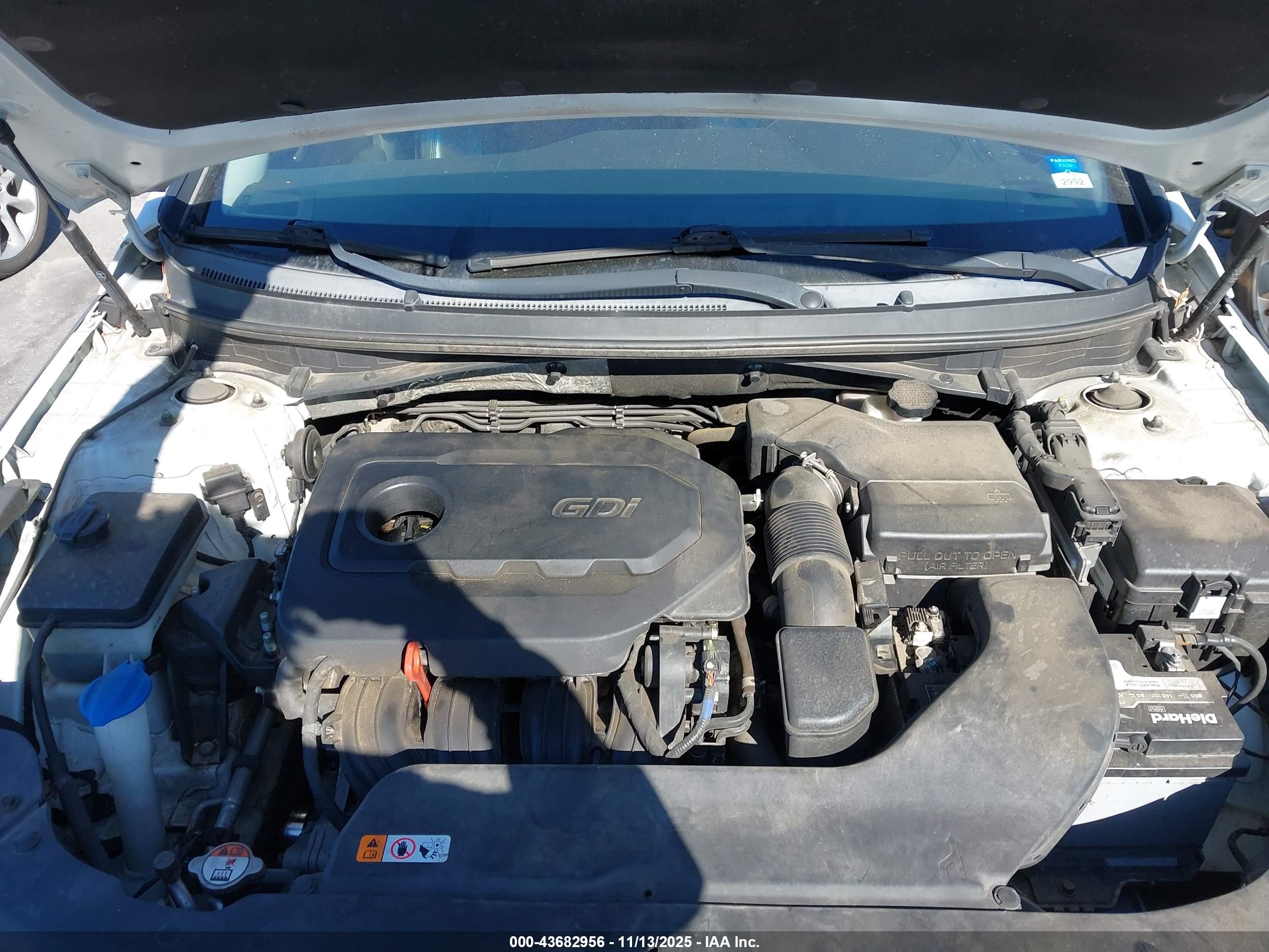 HYUNDAI SONATA image 10