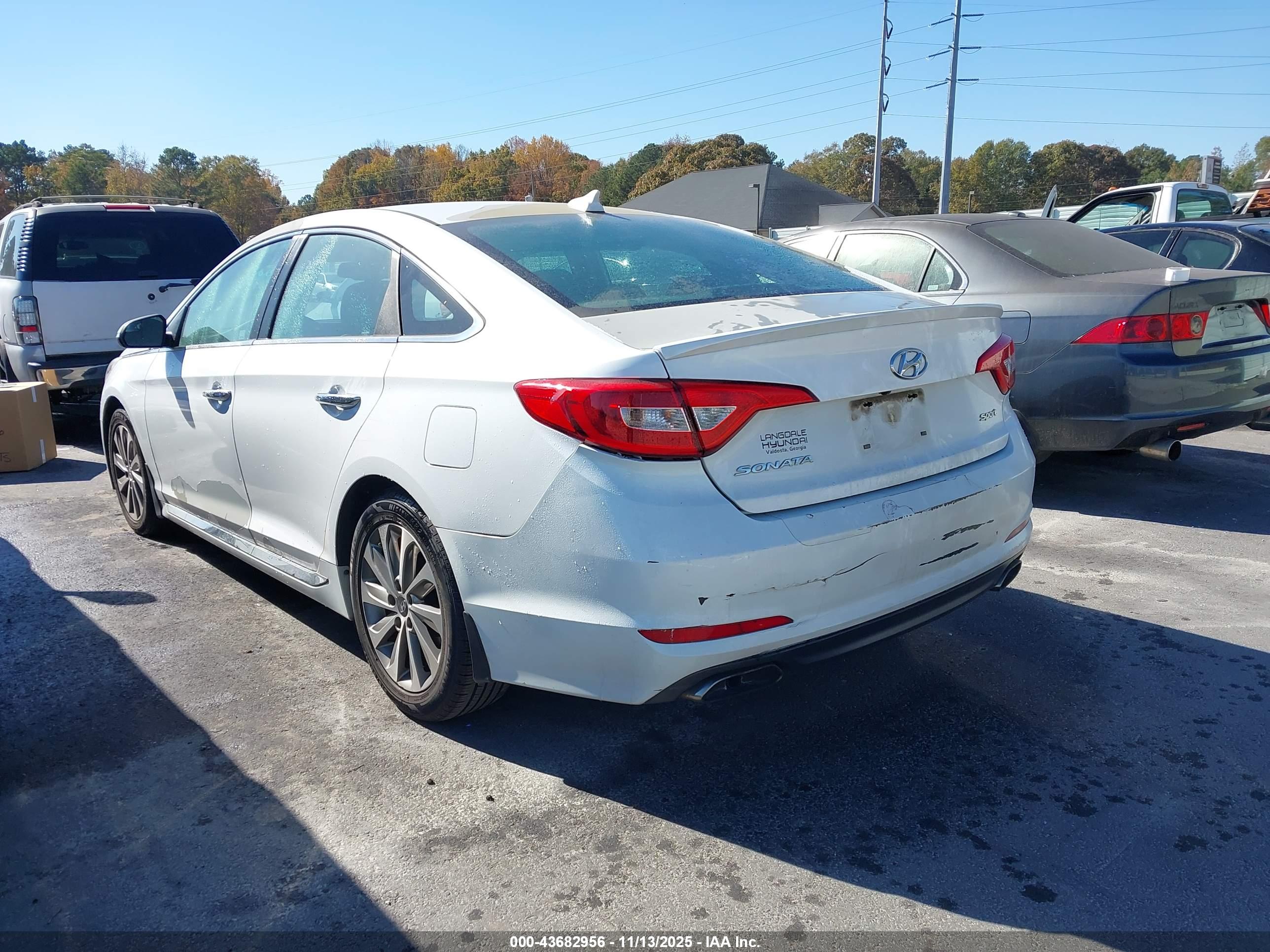 HYUNDAI SONATA image 3