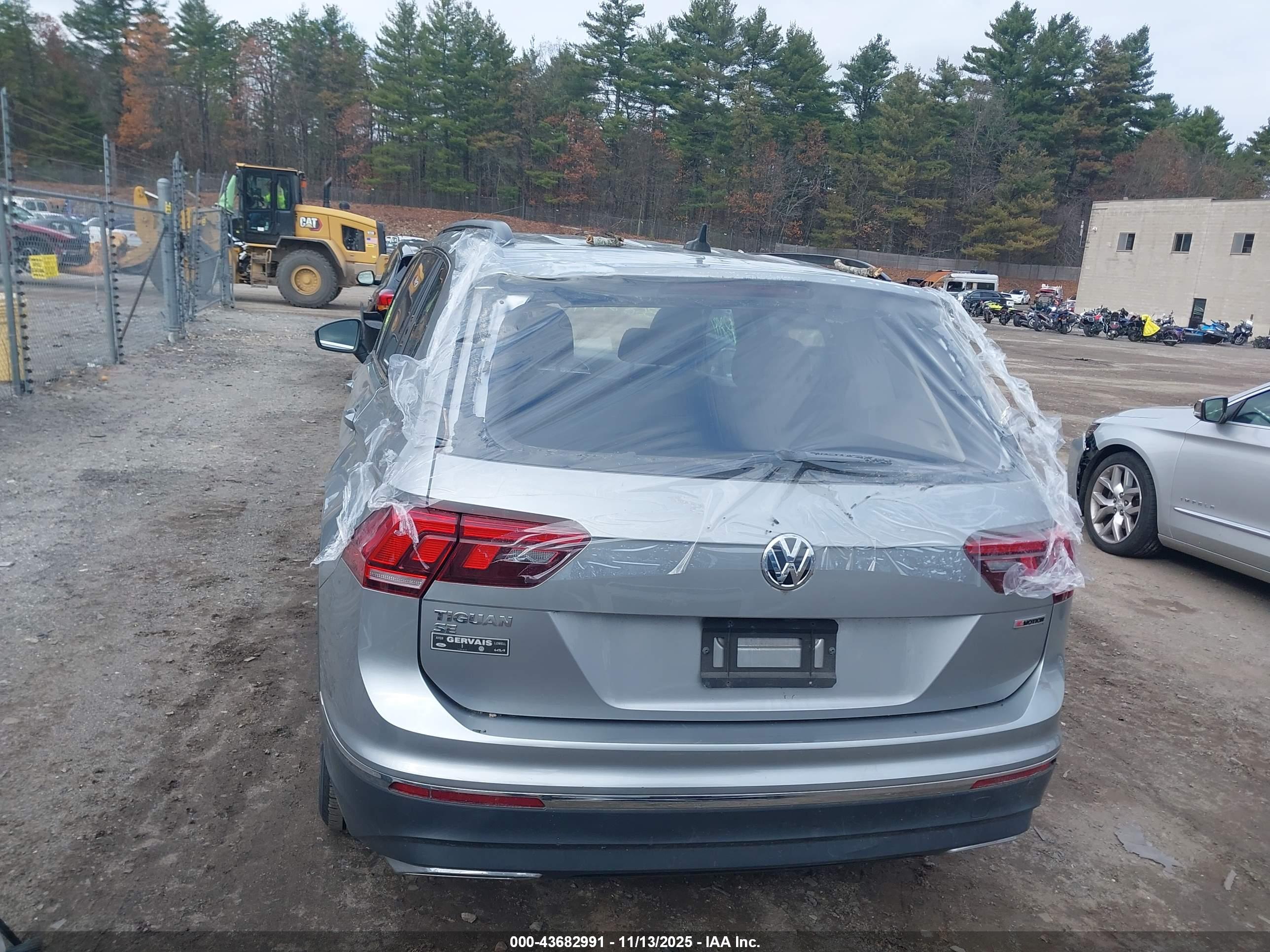 VOLKSWAGEN TIGUAN image 6