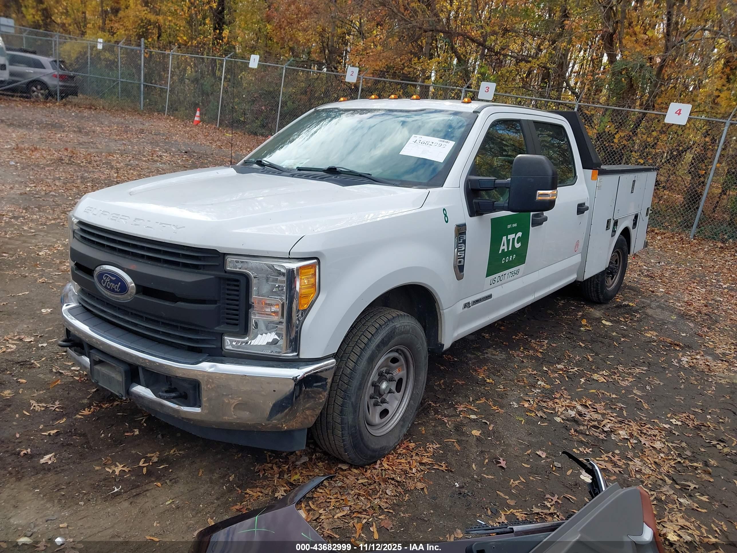 FORD F-350 image 2