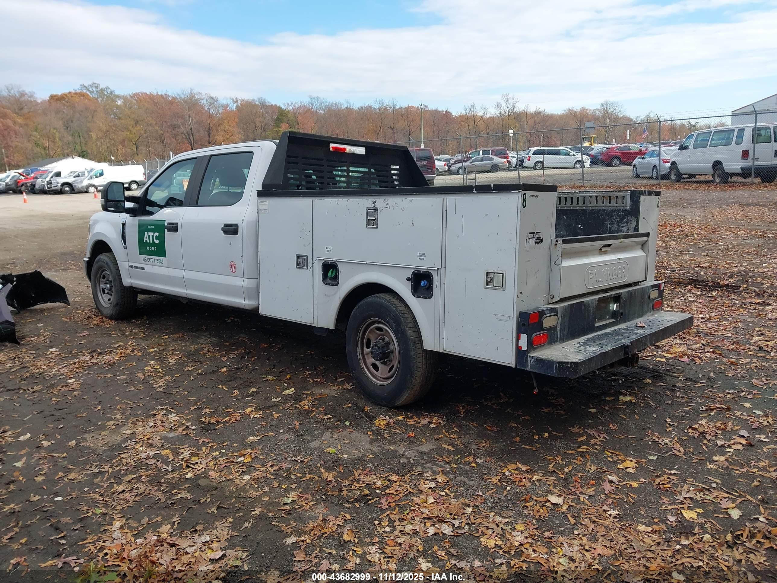 FORD F-350 image 3