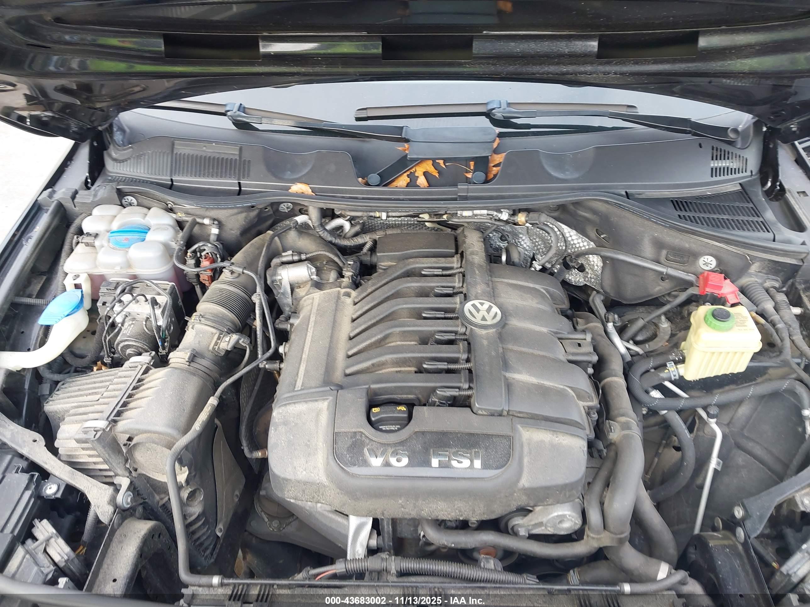 VOLKSWAGEN TOUAREG image 10