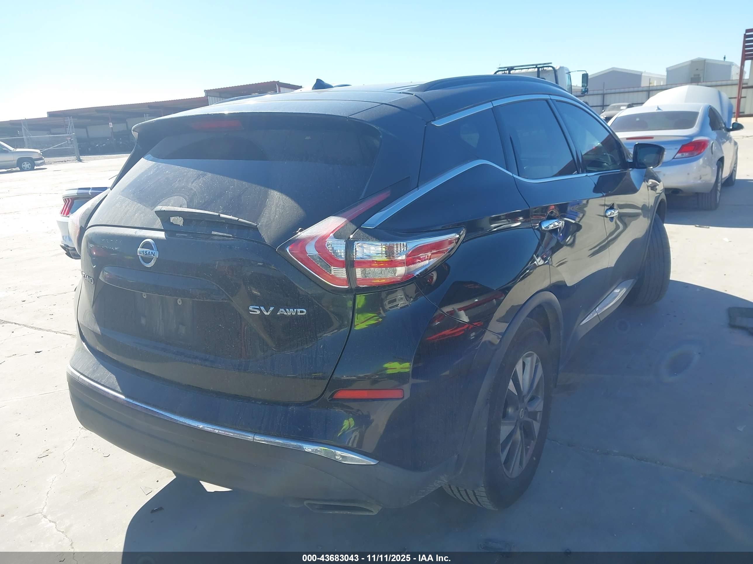 NISSAN MURANO image 4