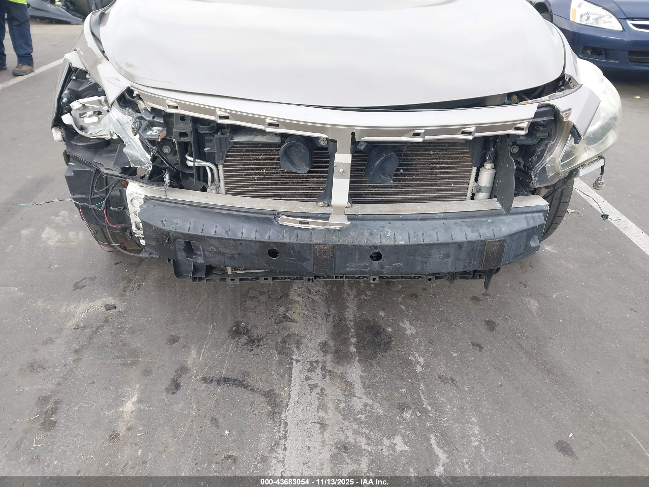 NISSAN ALTIMA image 6