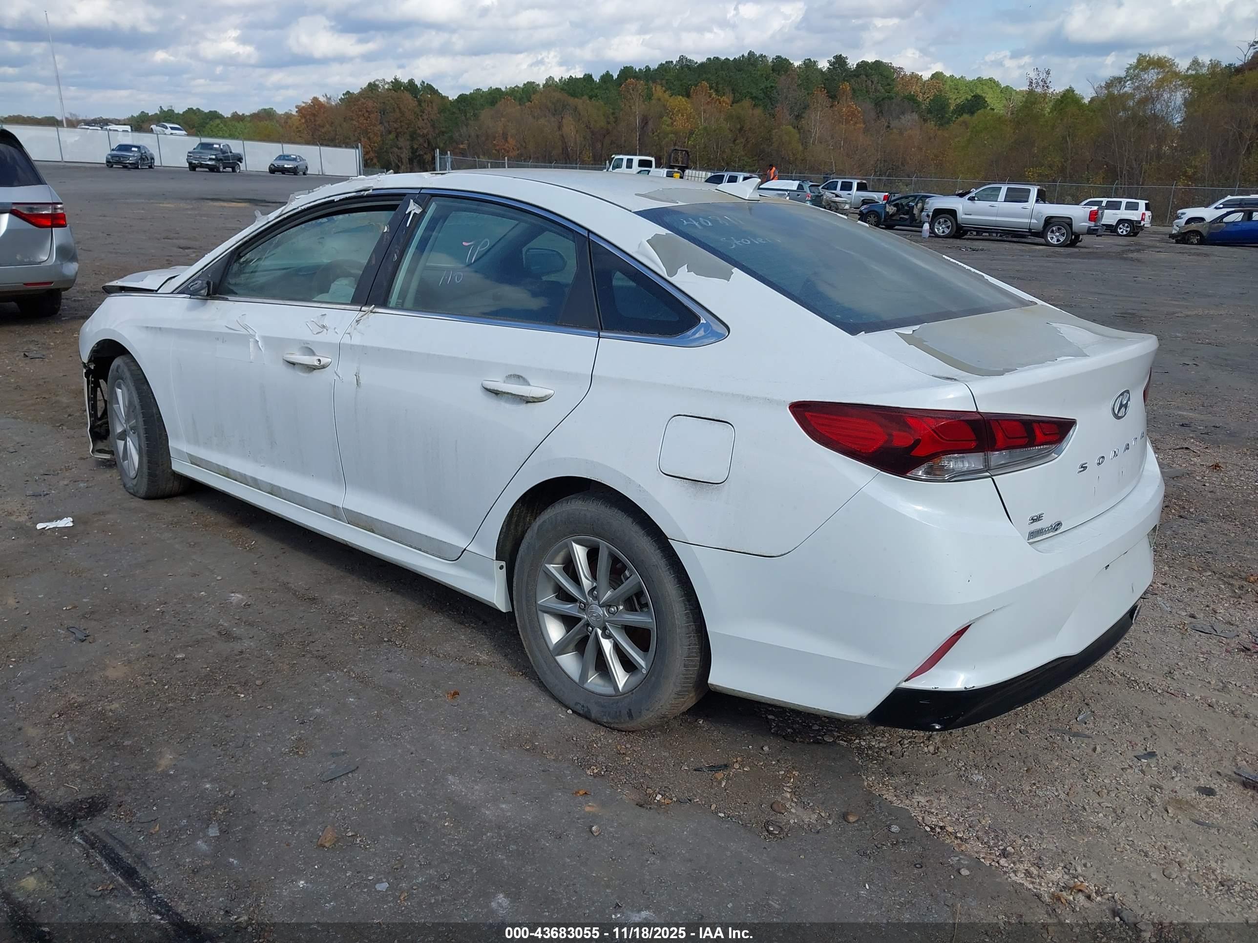 HYUNDAI SONATA image 3