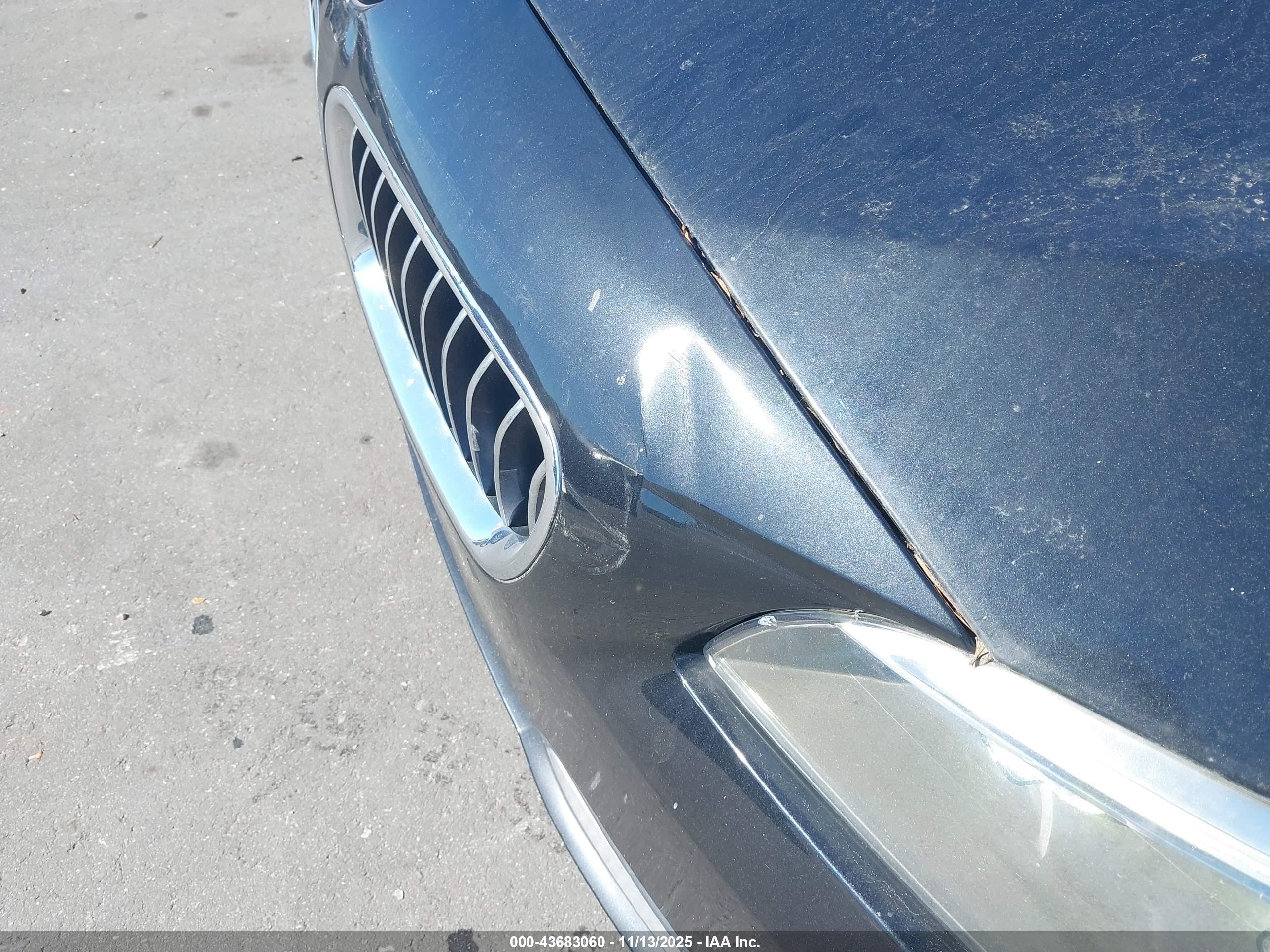 BMW 528I image 6