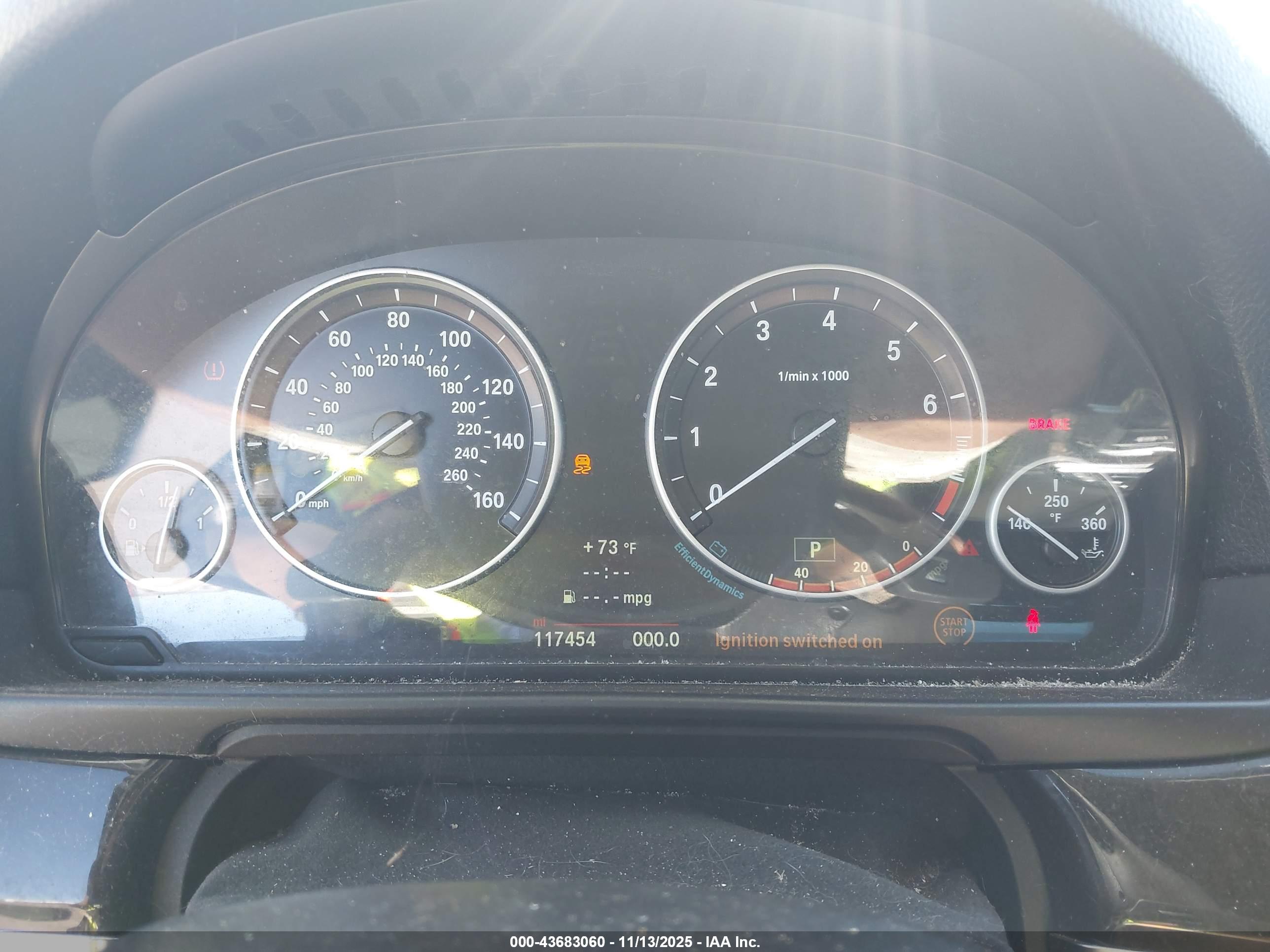 BMW 528I image 7