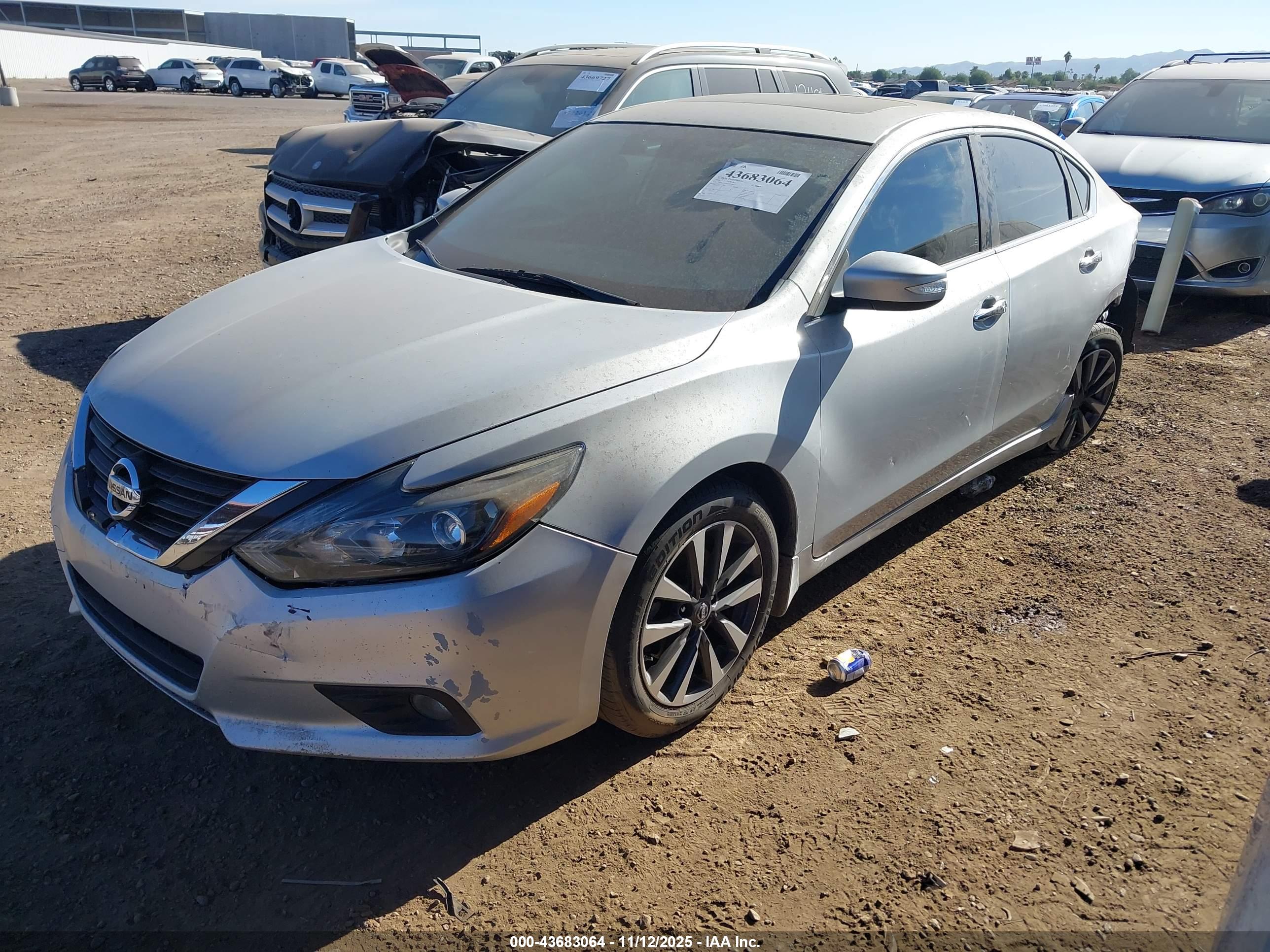 NISSAN ALTIMA image 2