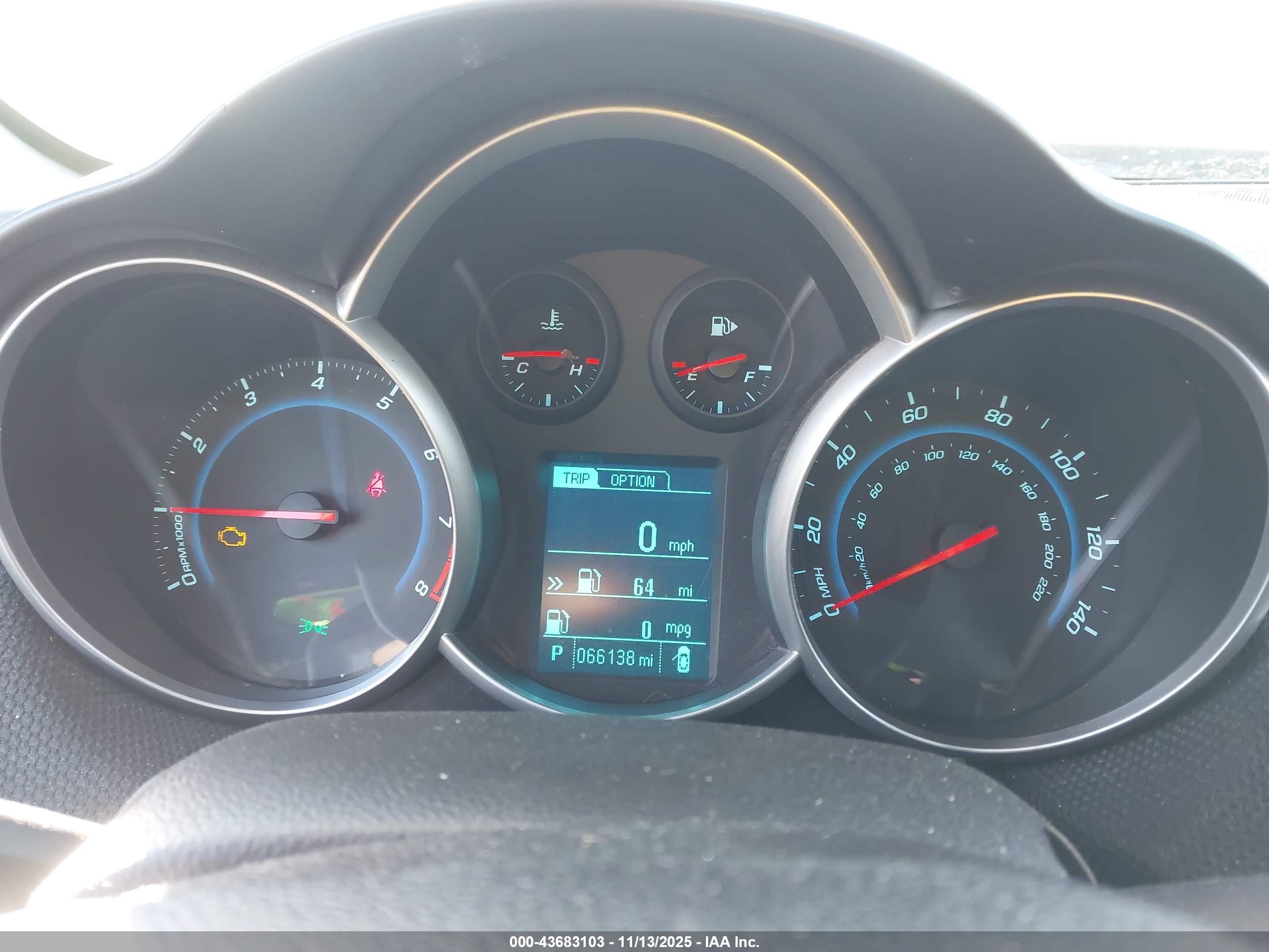 CHEVROLET CRUZE image 7