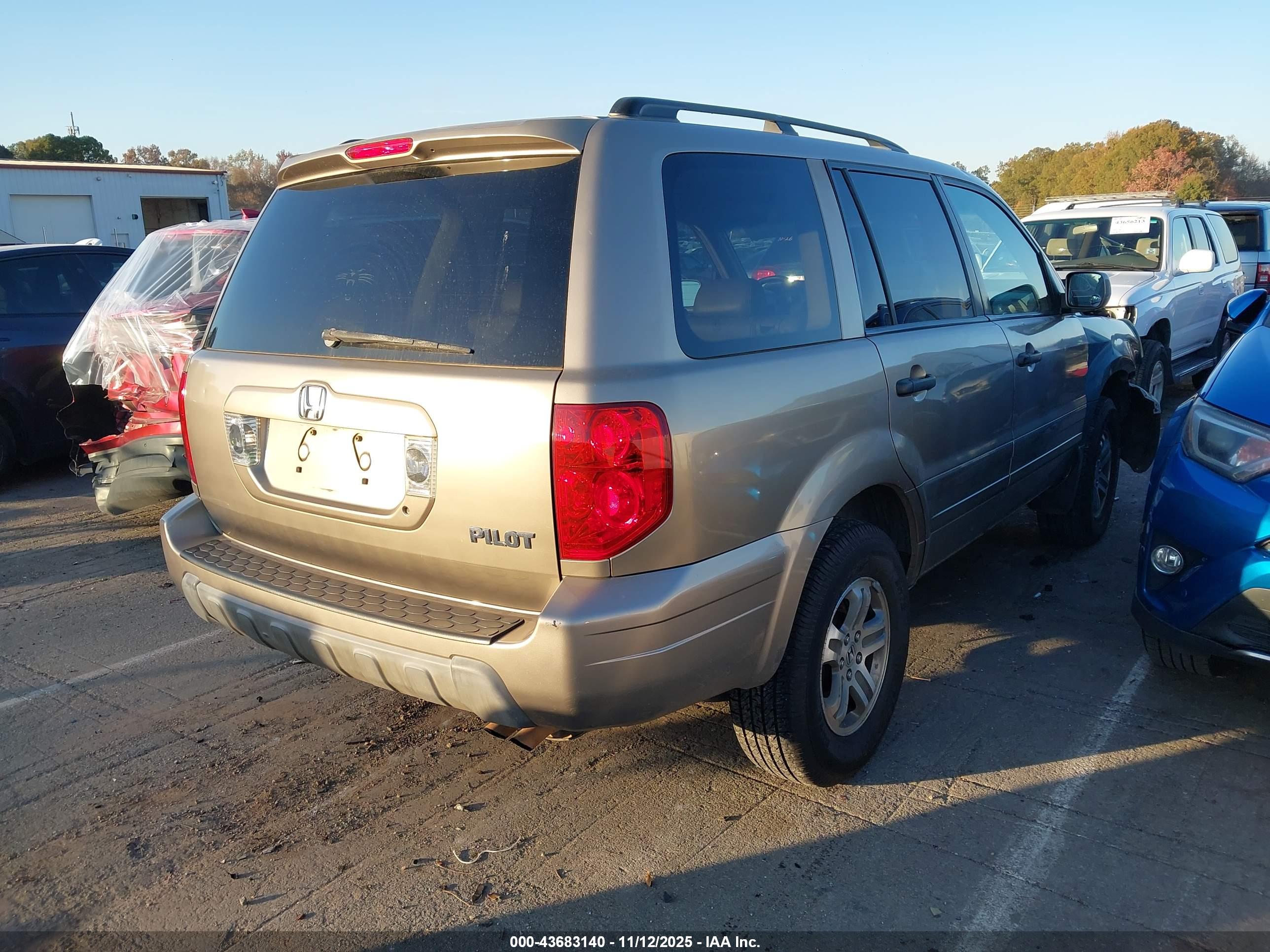 HONDA PILOT image 4