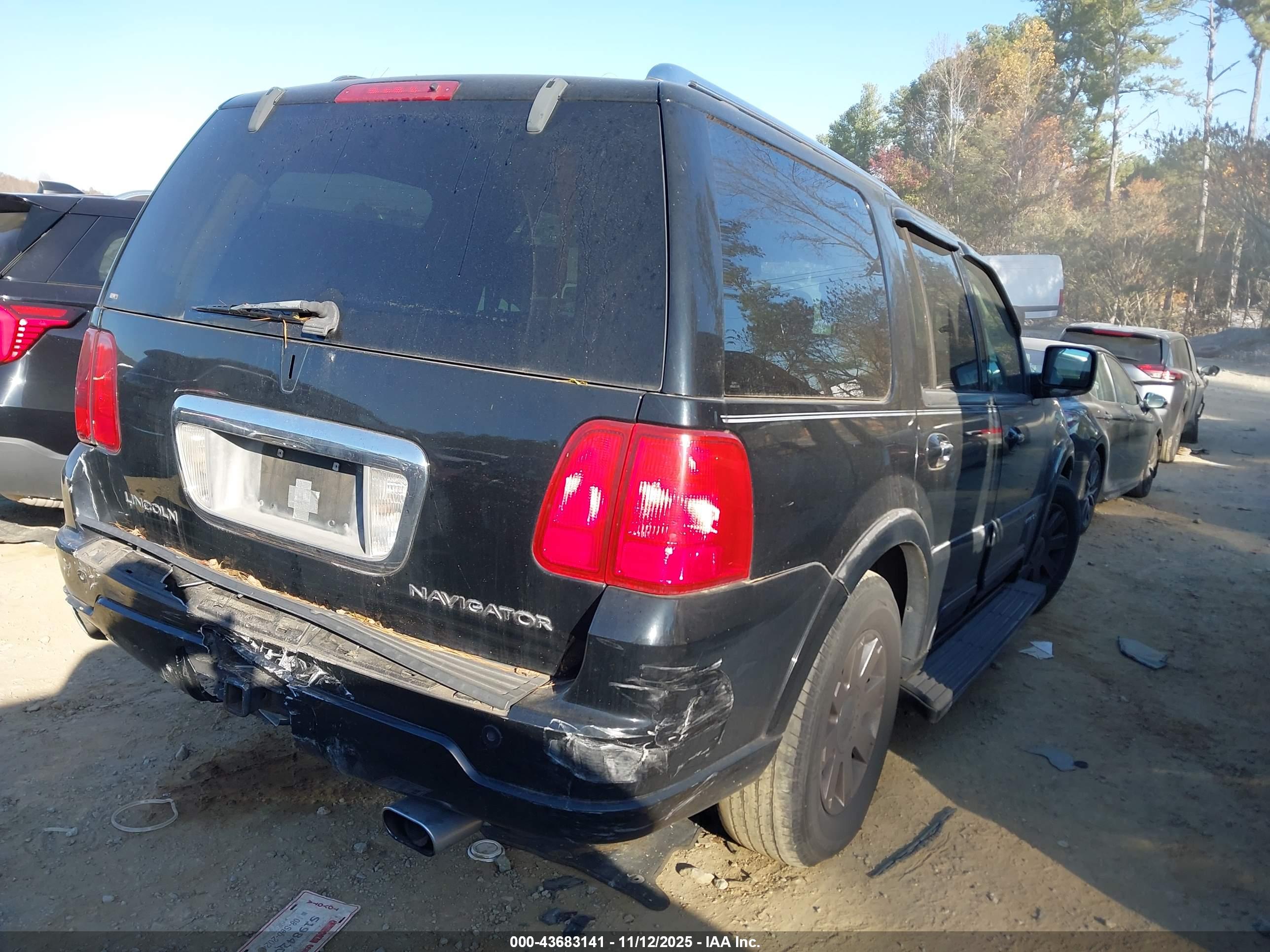 LINCOLN NAVIGATOR image 4