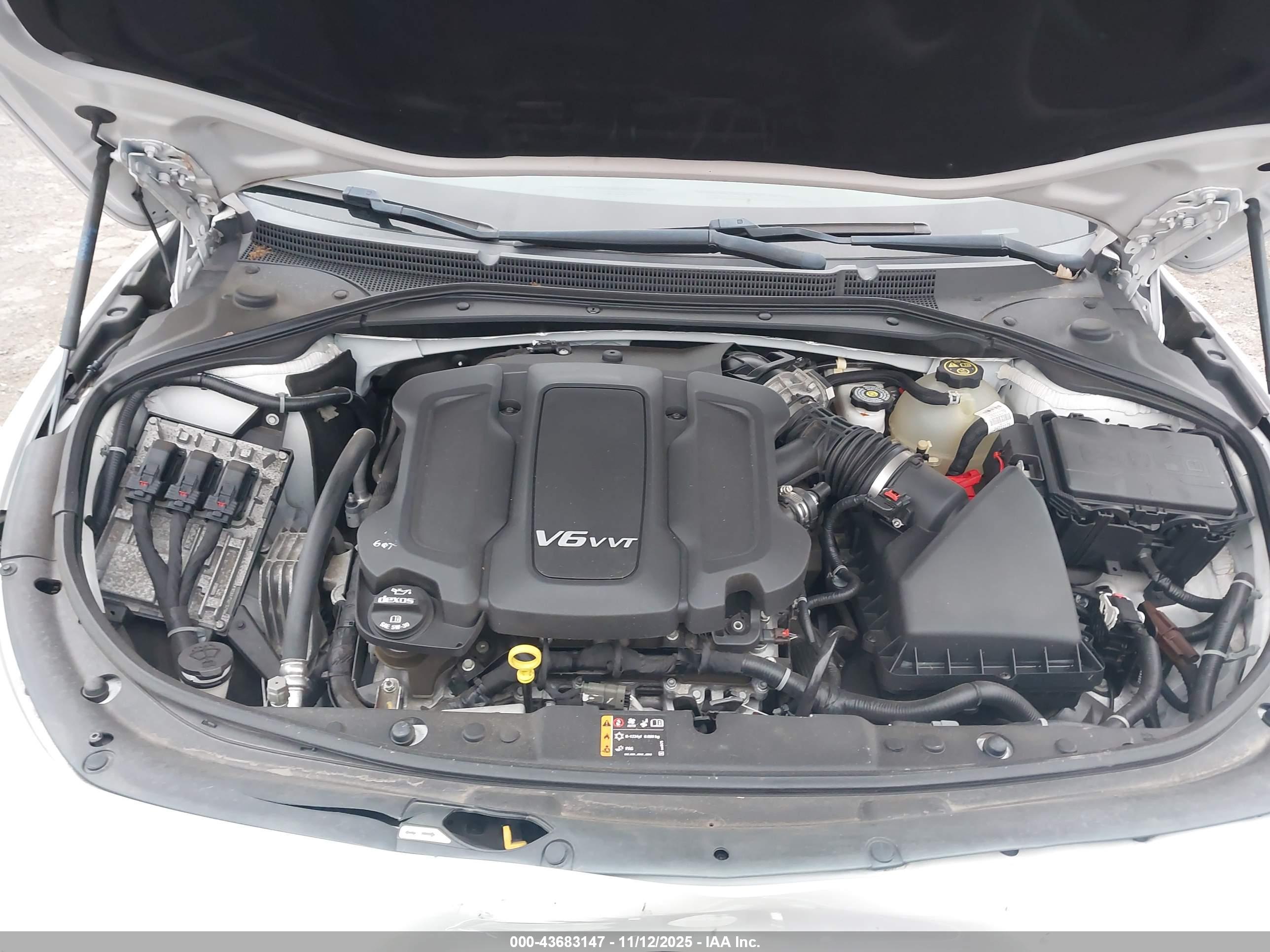 BUICK LACROSSE image 10