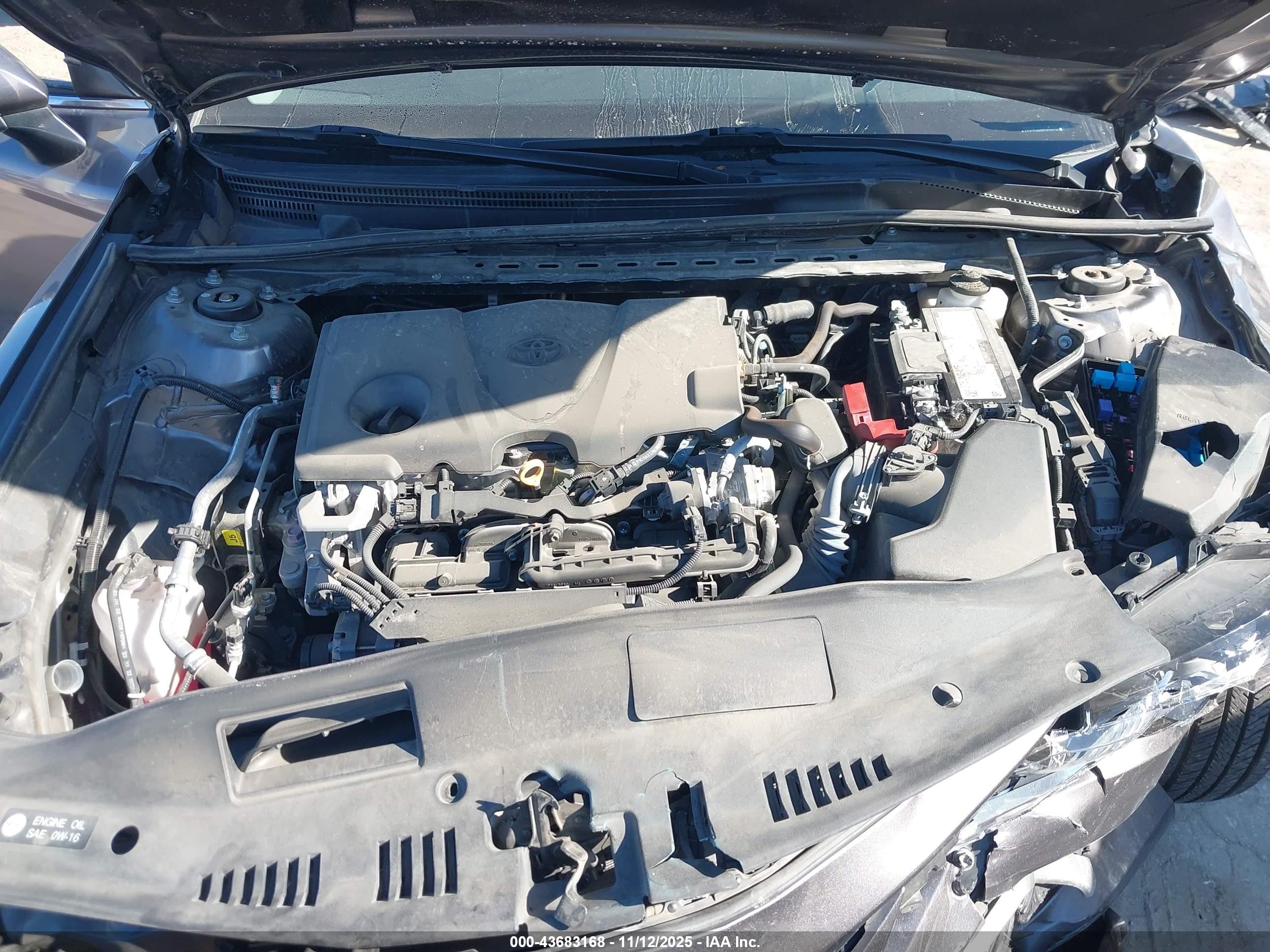 TOYOTA CAMRY image 10