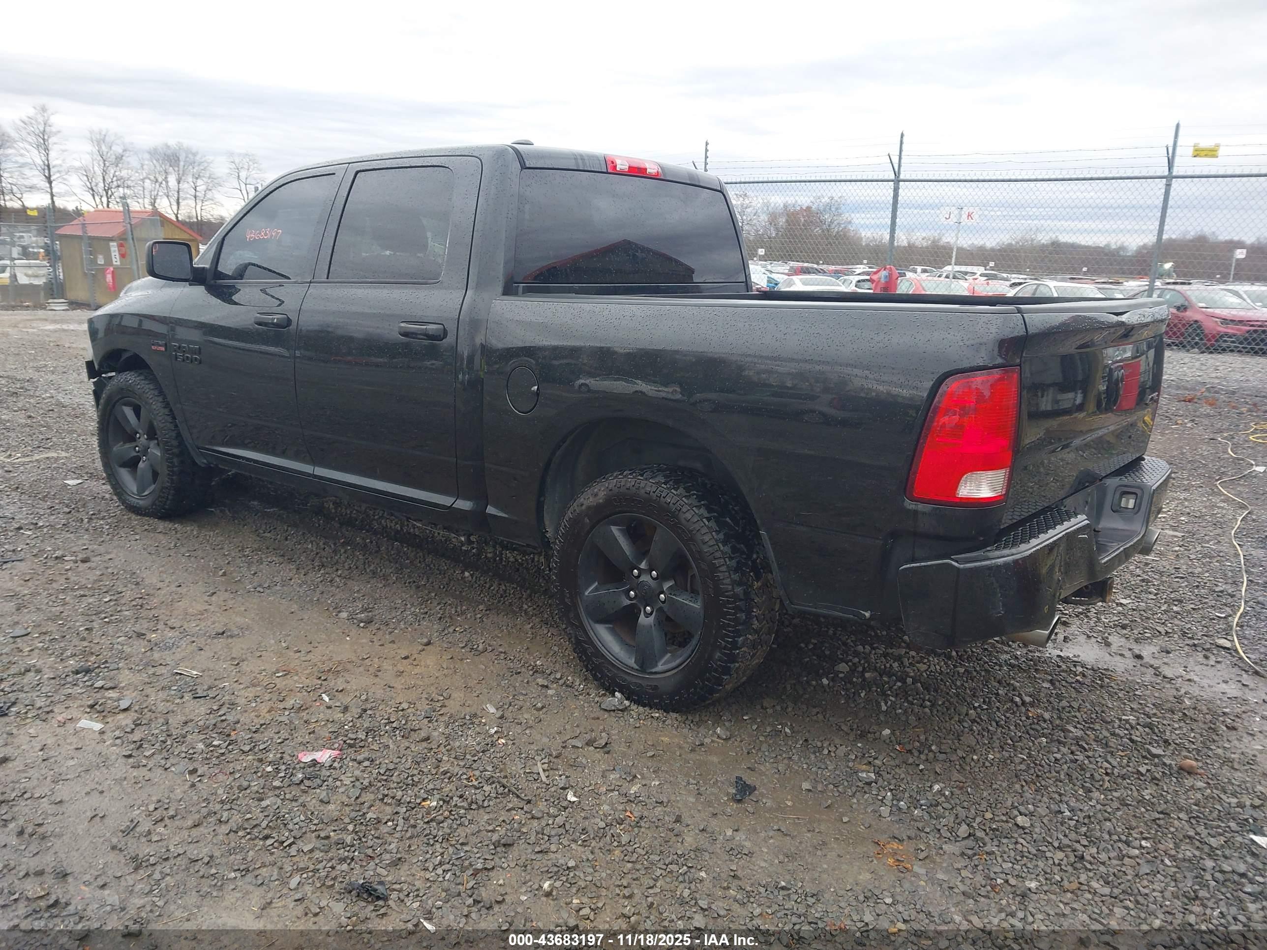 RAM 1500 image 3