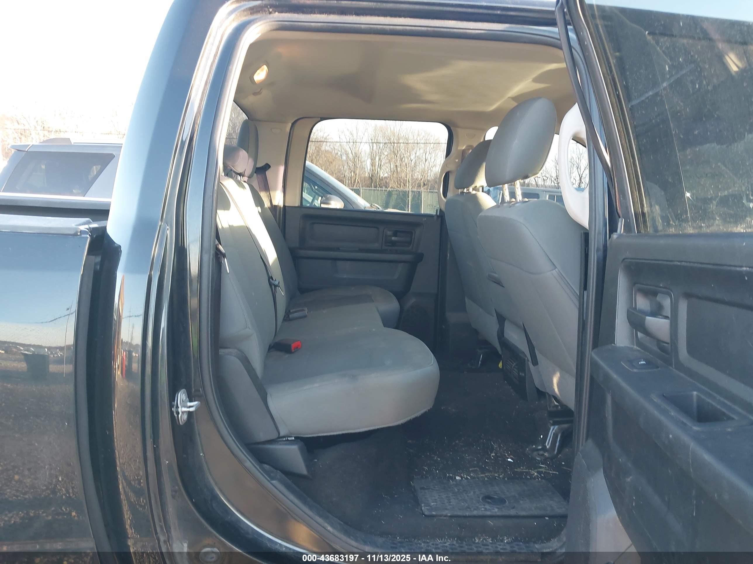 RAM 1500 image 8