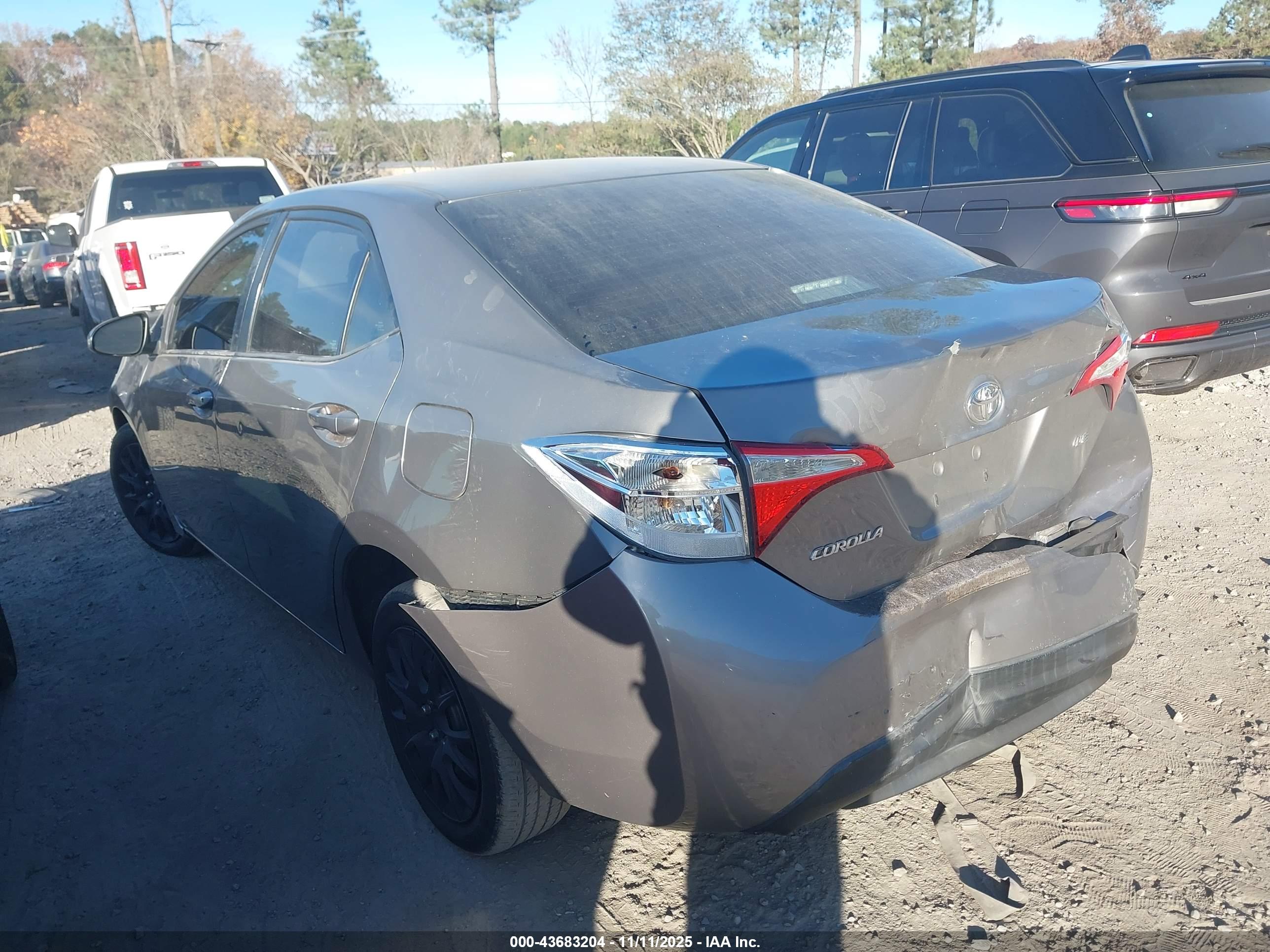 TOYOTA COROLLA image 3
