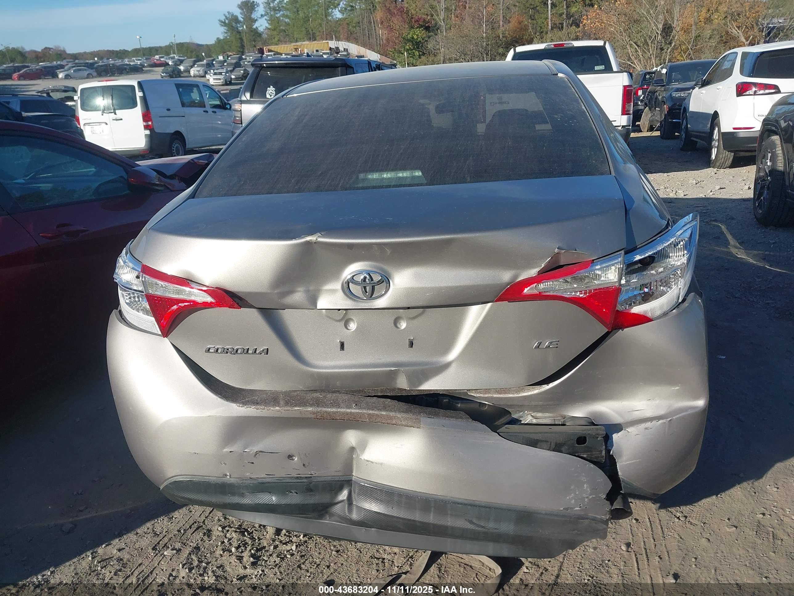 TOYOTA COROLLA image 6