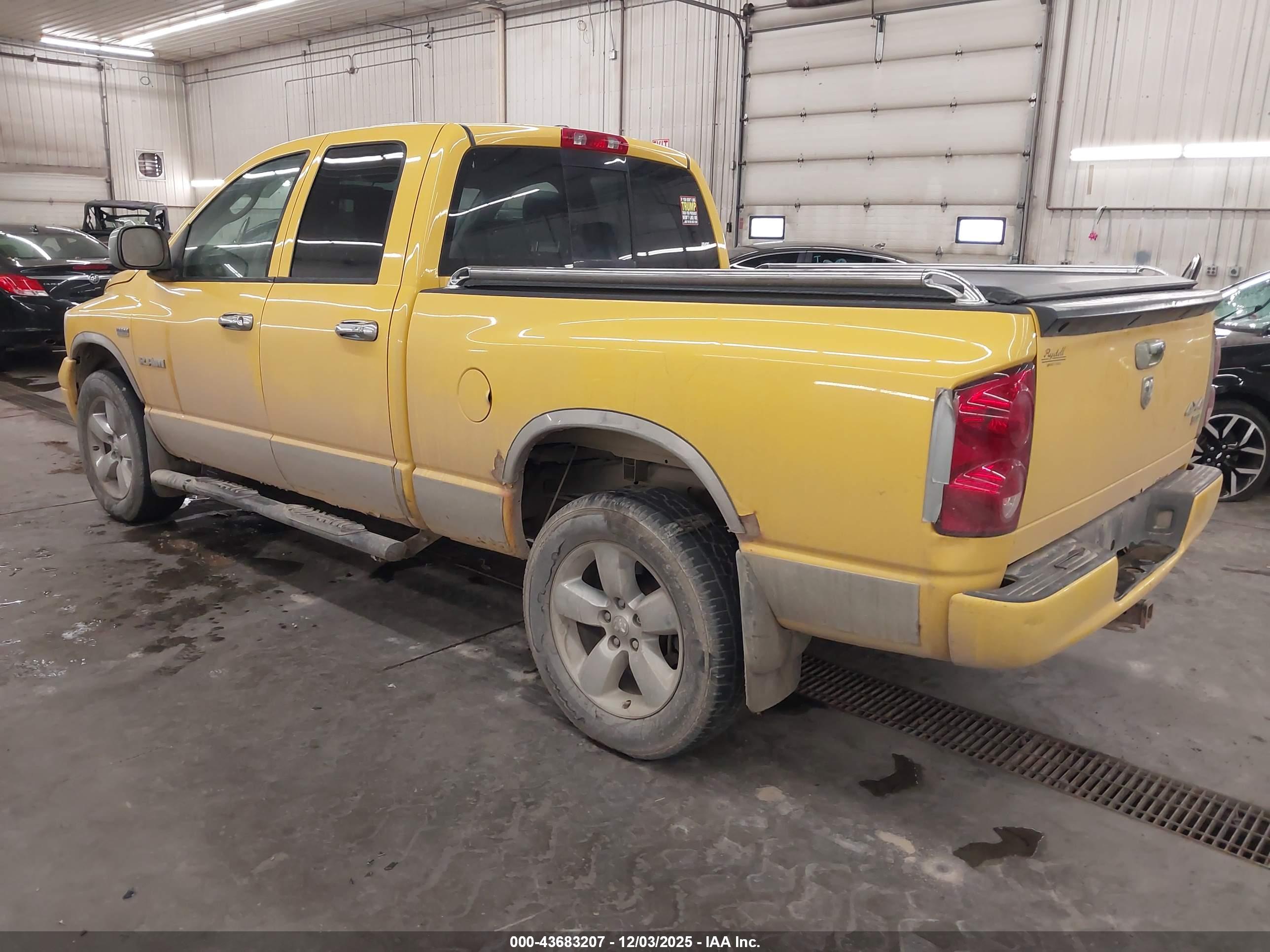 DODGE RAM image 3