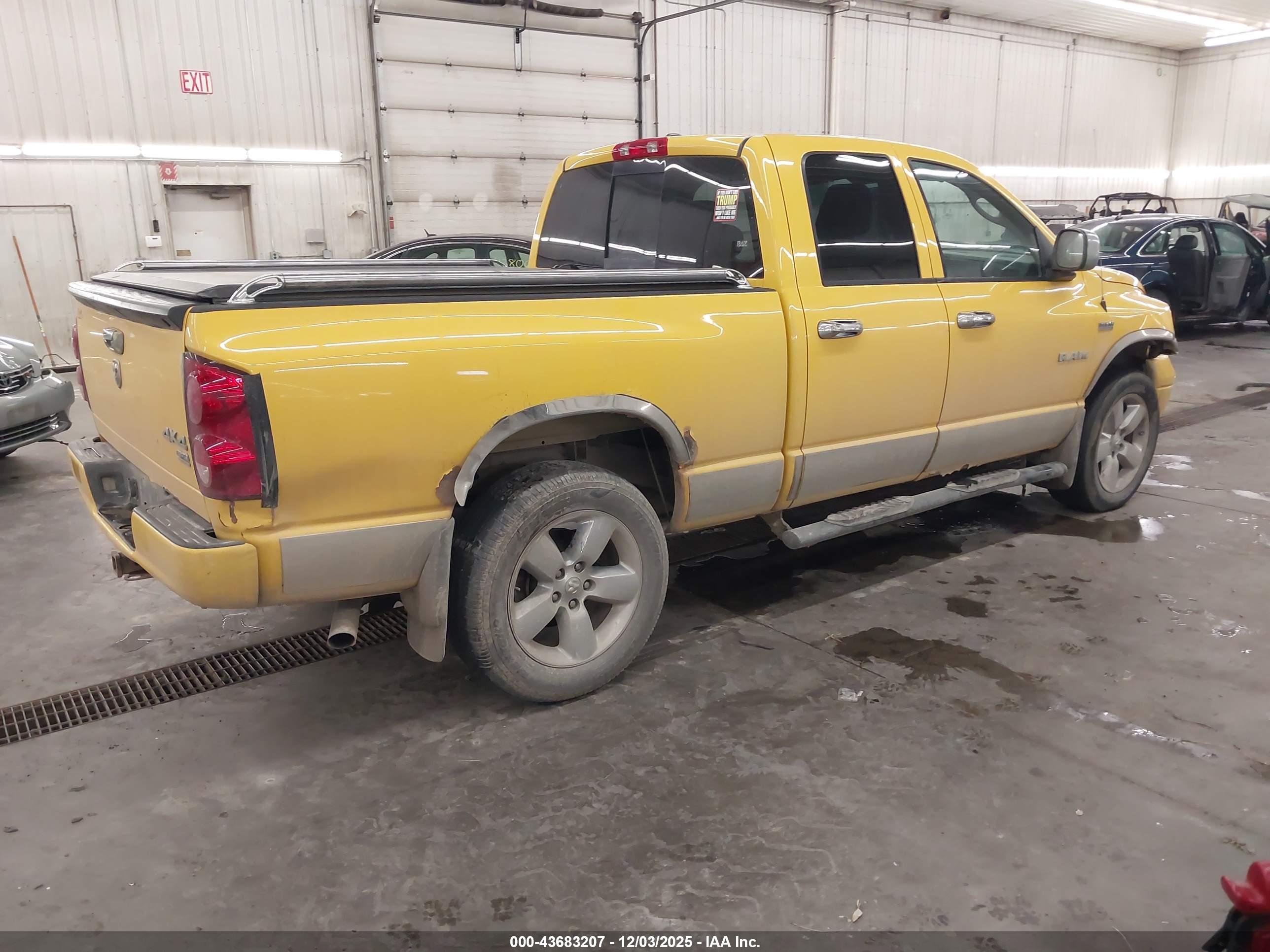DODGE RAM image 4