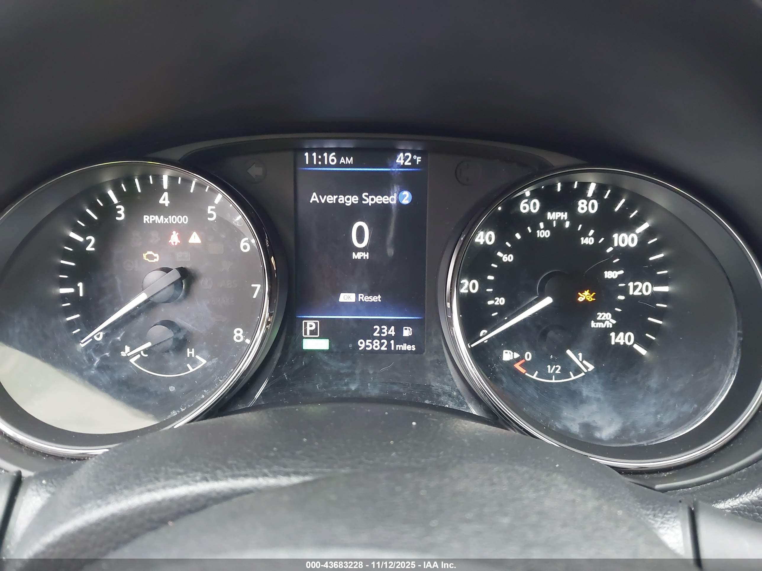 NISSAN ROGUE image 7